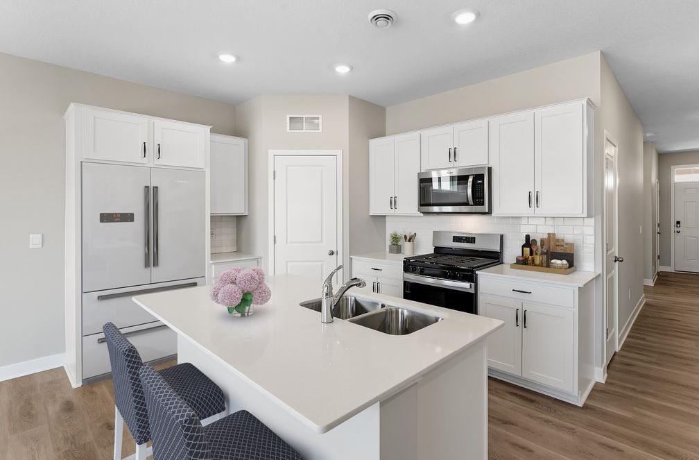 Photo 3 of Single family home for sale at 615 Goldenrod Trl, Waconia, MN 55387 | MLS# 7090782 | Listing updated on 2026-09-21