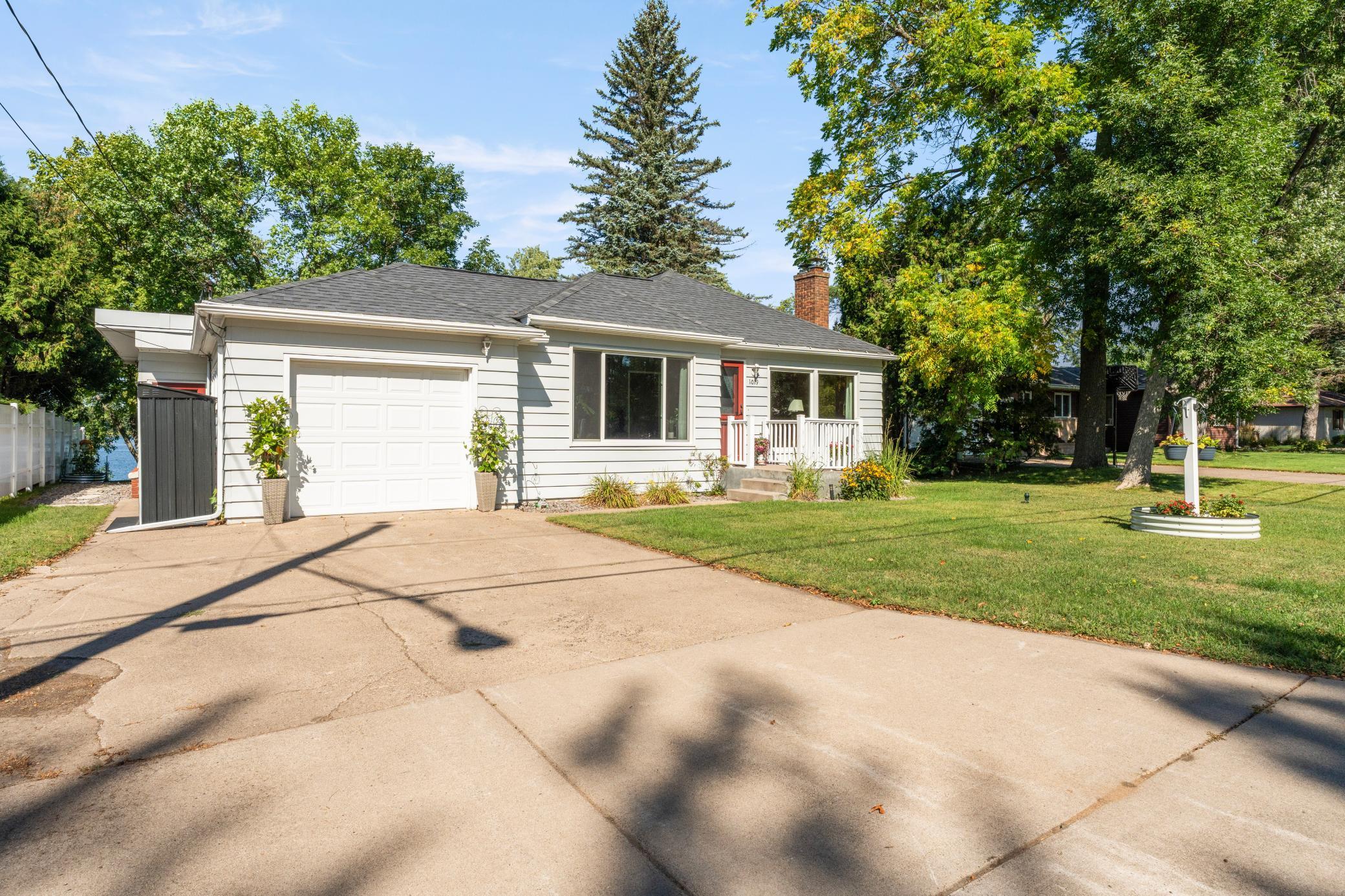 Photo 3 of Single family home for sale at 1019 Riverview Dr, Little Falls, MN 56345 | MLS# 7093260 | Listing updated on 2026-09-21