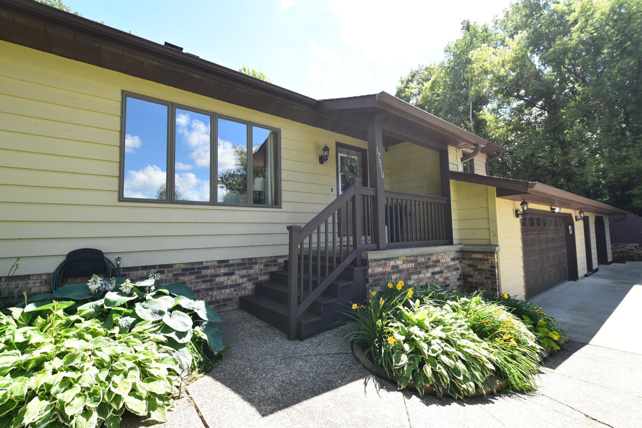 Photo 3 of Single family home for sale at 17910 Wedgewood Dr, Zumbrota, MN 55992 | MLS# 7099088 | Listing updated on 2026-09-21