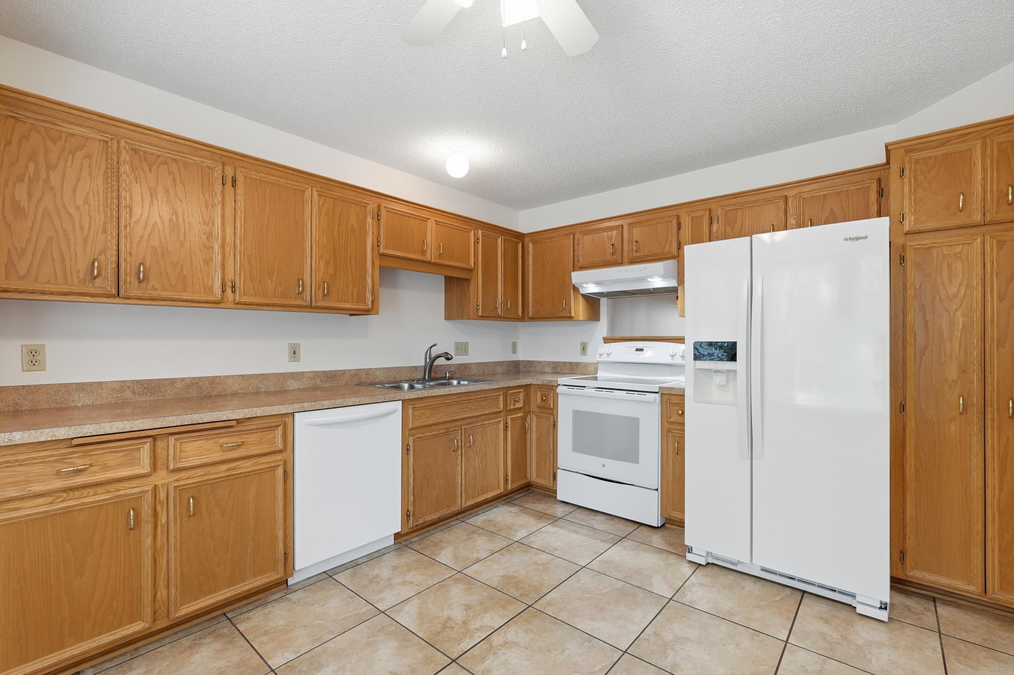 Photo 1 of Single family home for sale at 14111 Essex Ln, Saint Paul, MN 55124 | MLS# 7099136 | Listing updated on 2026-10-05