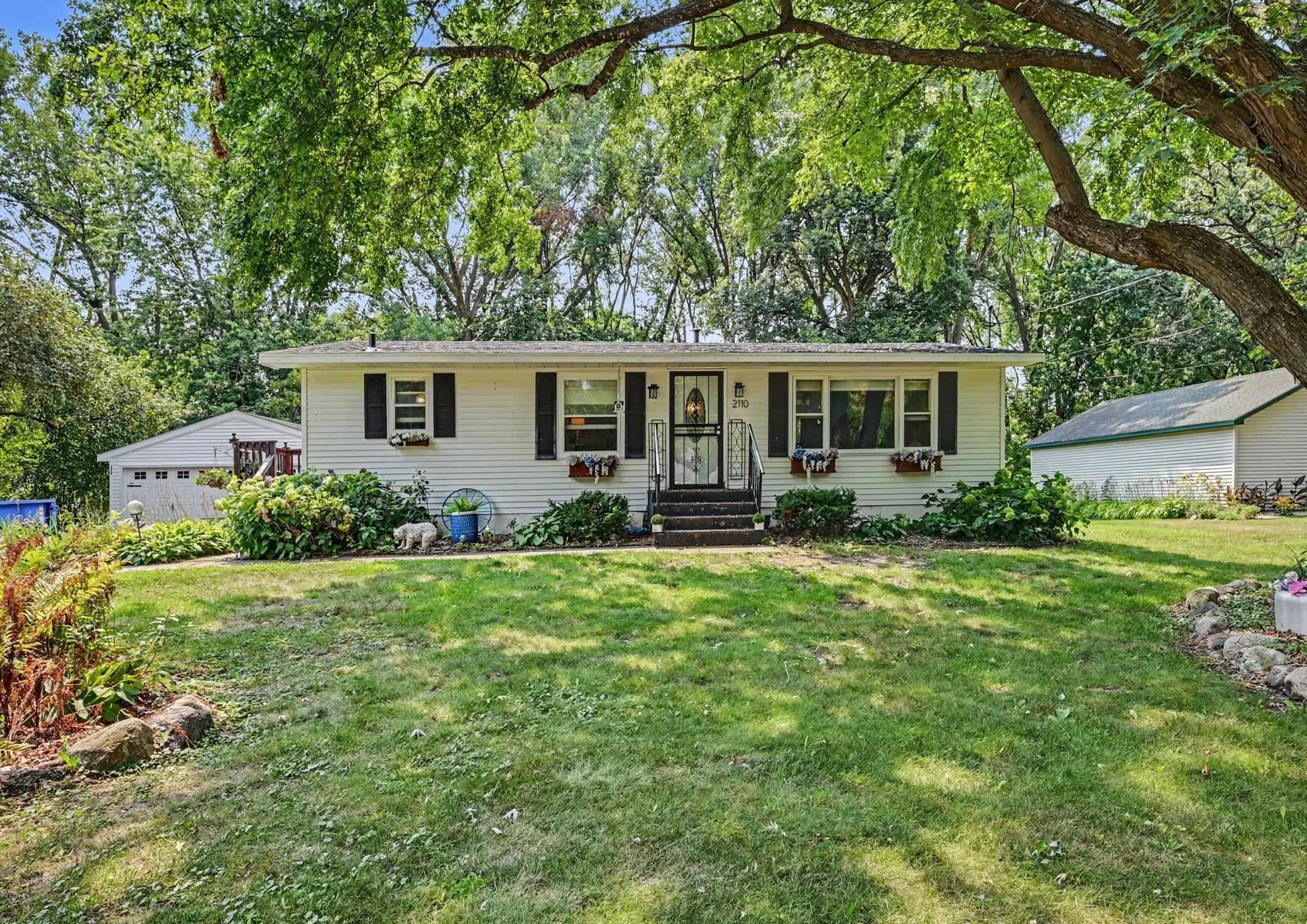 Photo 2 of Single family home for sale at 2110 Stillwater St, Saint Paul, MN 55110 | MLS# 7100428 | Listing updated on 2026-10-08