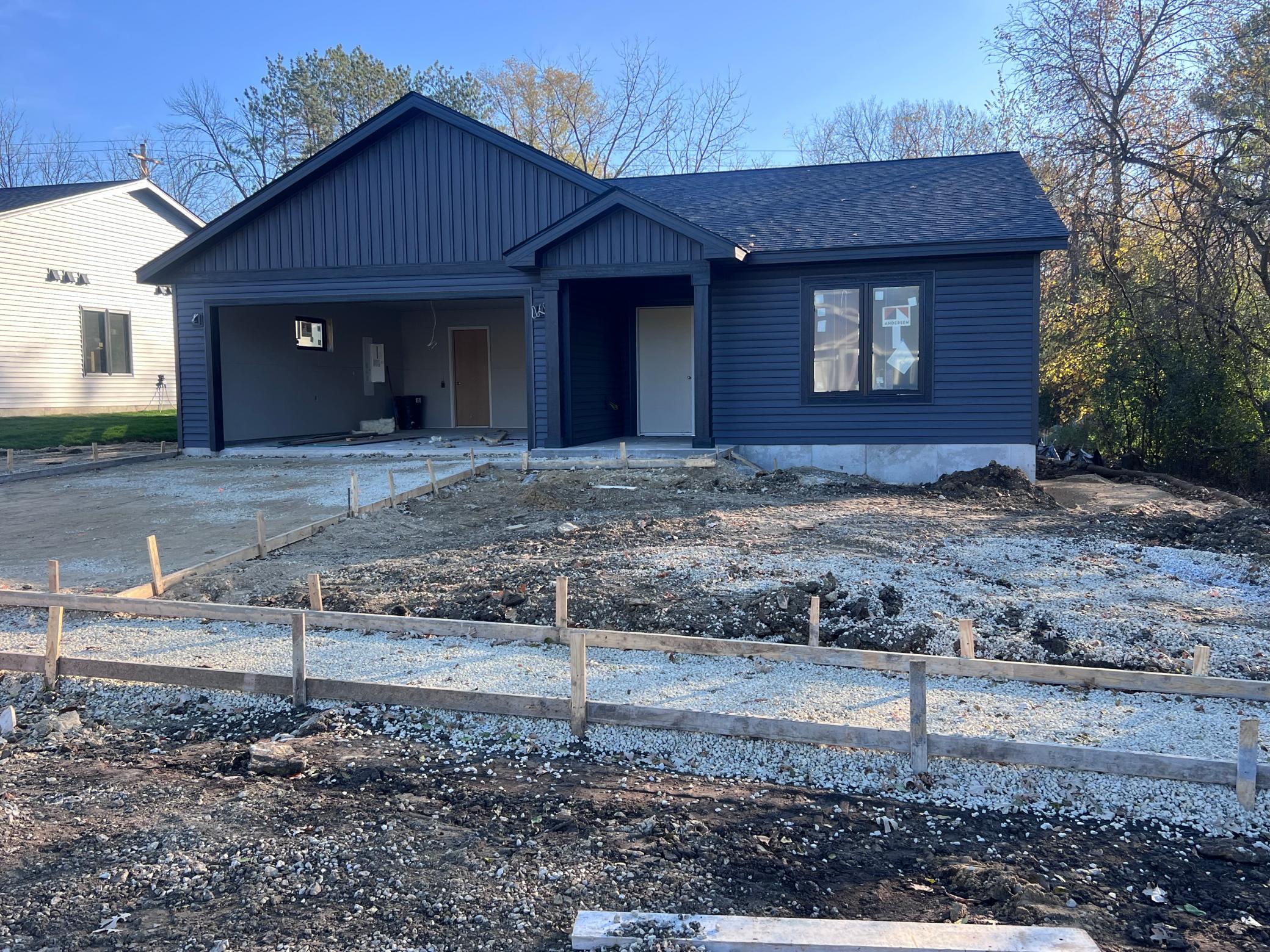 Single family home for sale at 1426 Sunrise Ave SE, Rochester, MN 55904 | MLS# 7101067