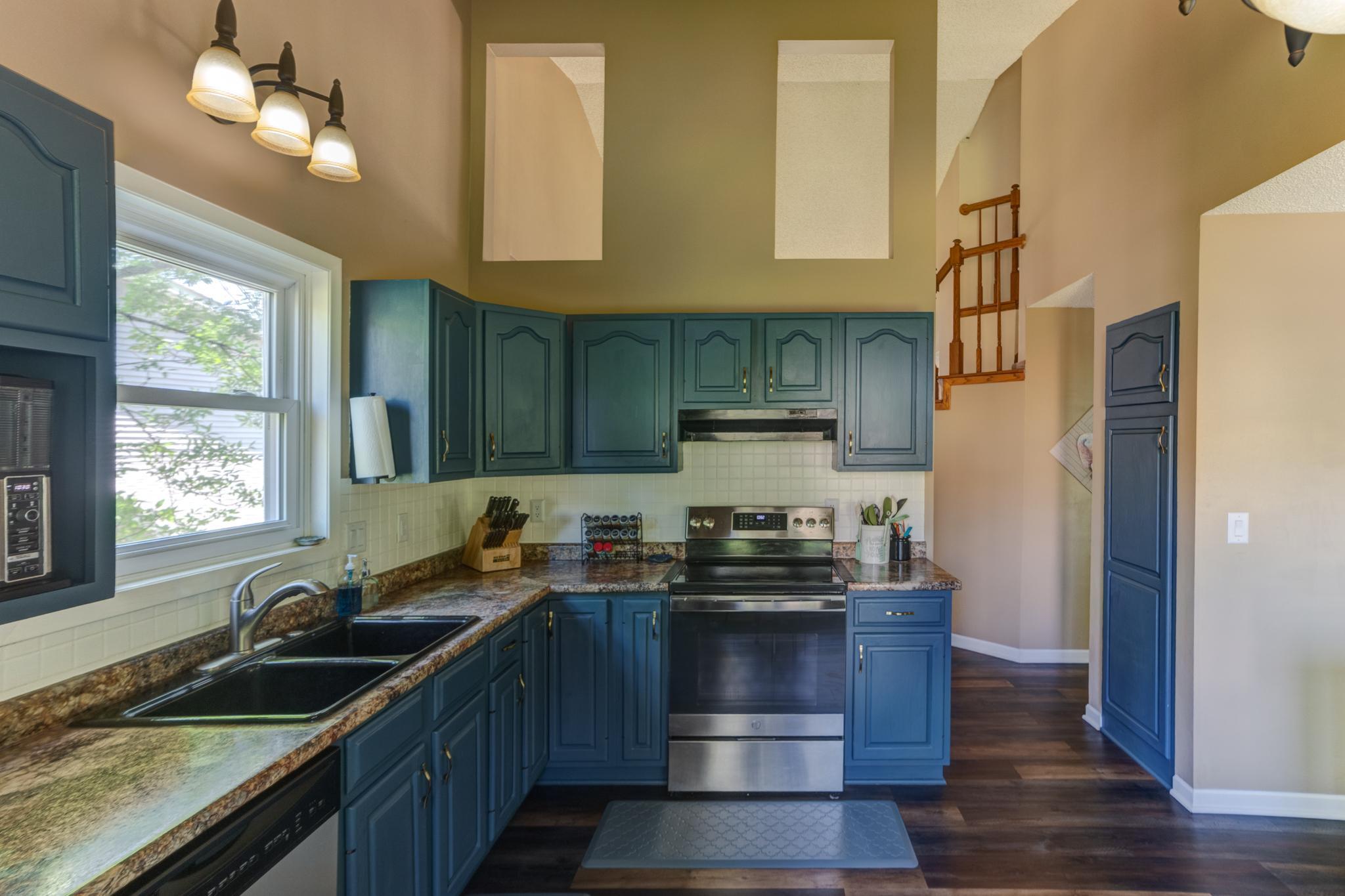 Photo 3 of Single family home for sale at 2211 Regent Ln Sw, Rochester, MN 55902 | MLS# 7105834 | Listing updated on 2026-09-21