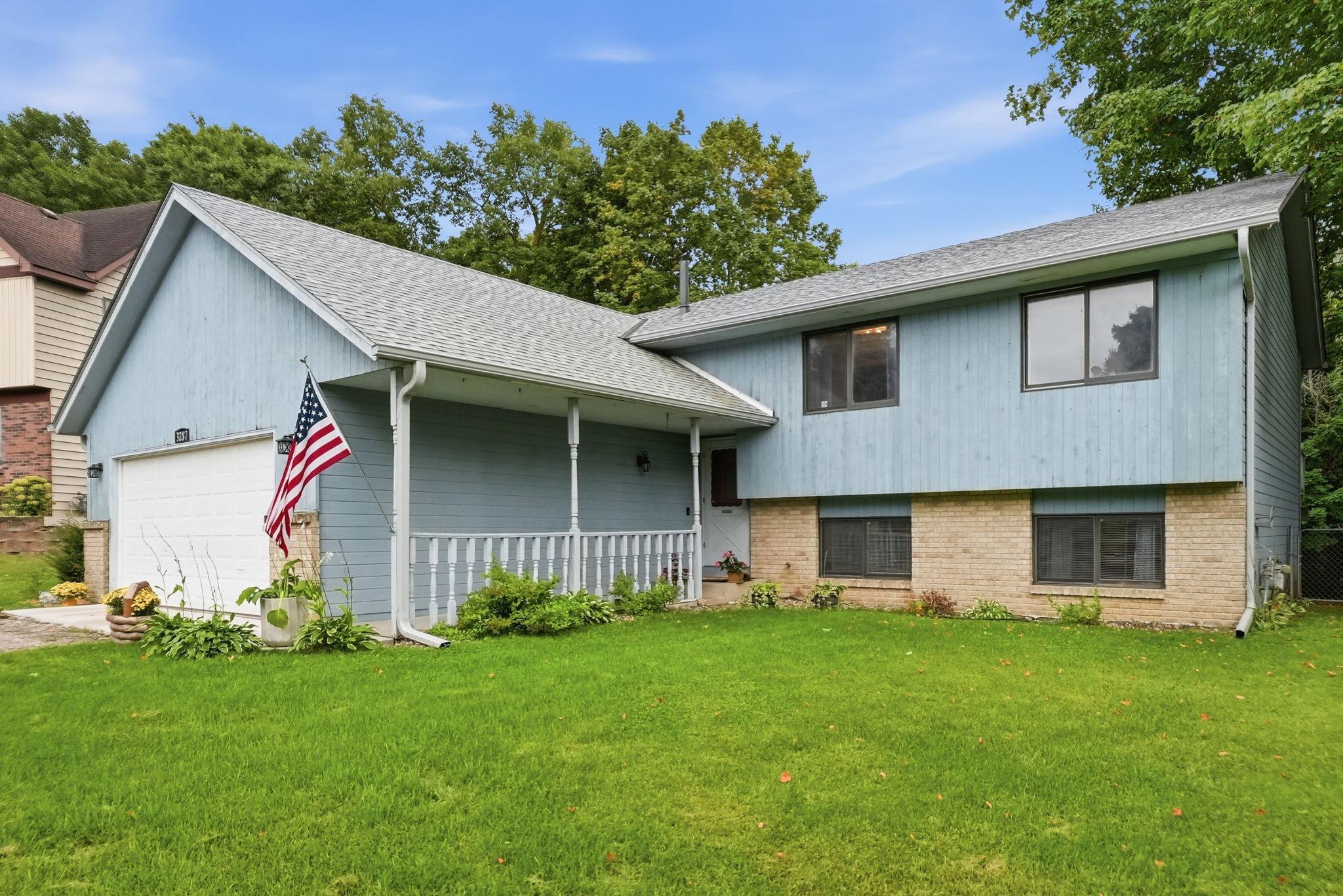 Photo 1 of Single family home for sale at 3287 Spruce Trl Sw, Prior Lake, MN 55372 | MLS# 7107731 | Listing updated on 2026-09-21