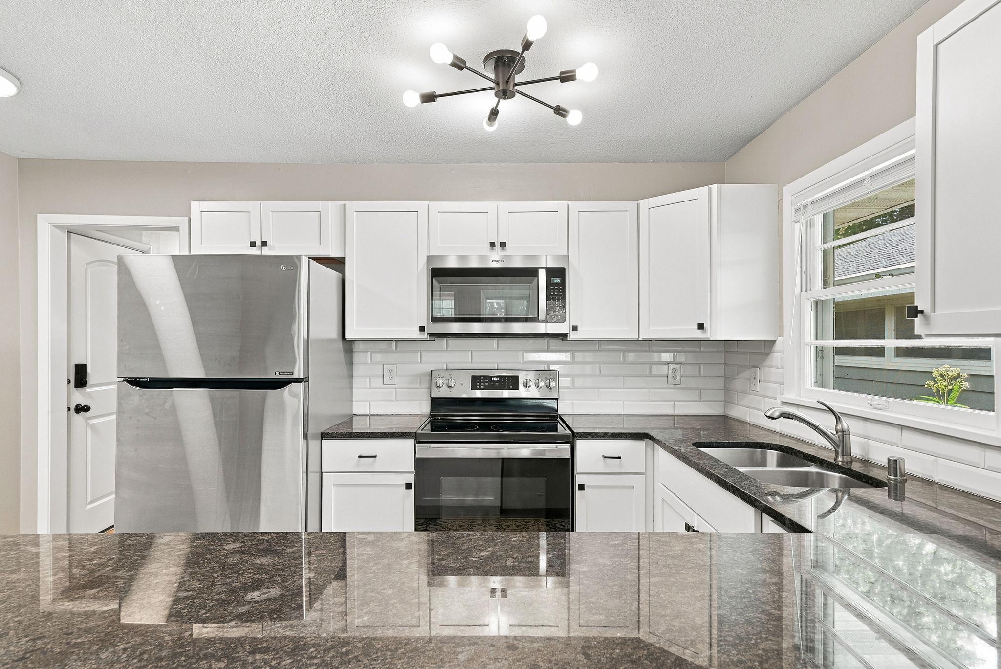 Photo 4 of House for sale at 4316 York Ave S, Minneapolis, MN 55410 | MLS# 7108989 | Listing updated on 2026-09-21
