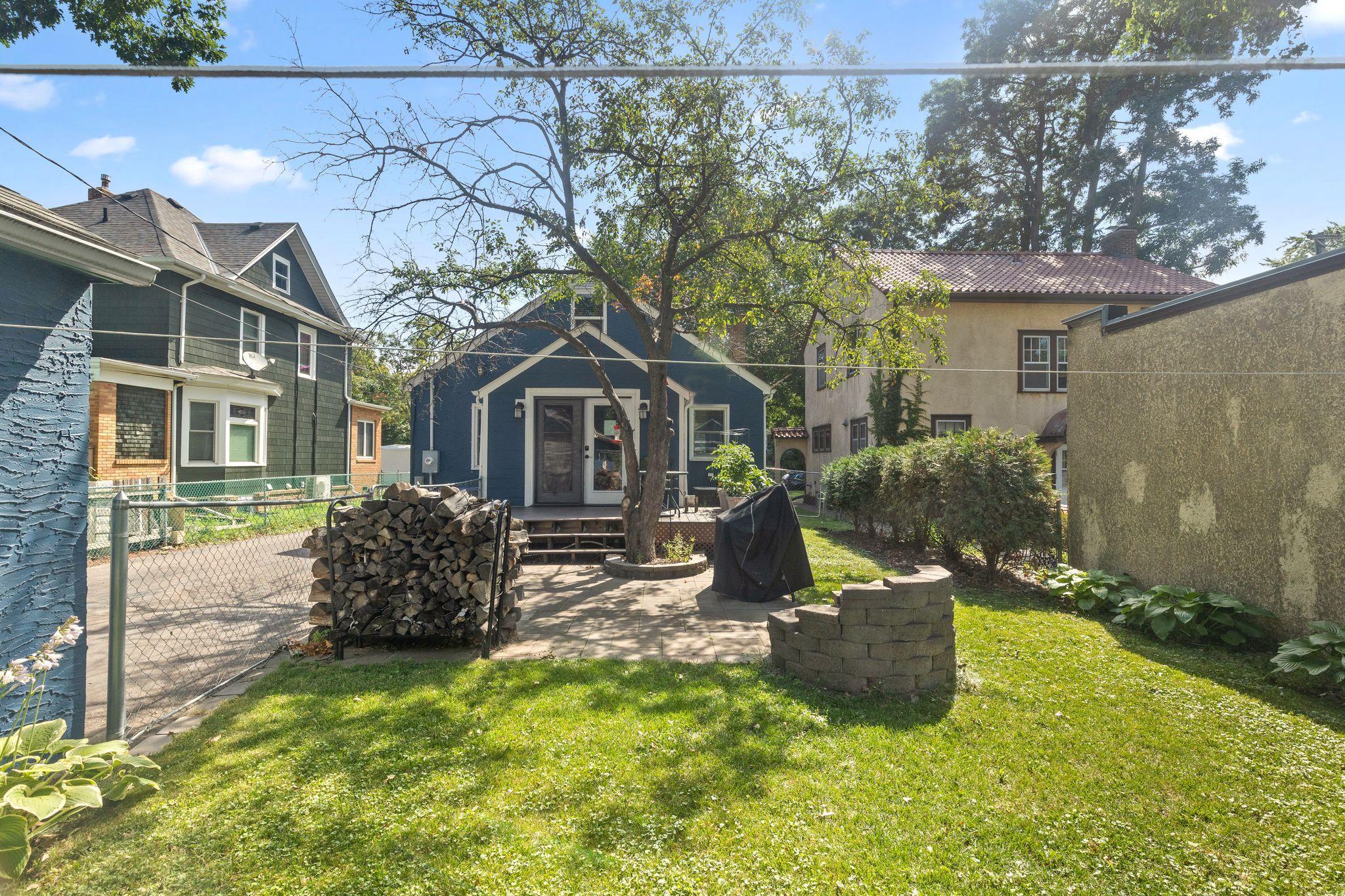 Photo 3 of Single family home for sale at 867 Delaware Ave, Saint Paul, MN 55107 | MLS# 7111163 | Listing updated on 2026-09-21