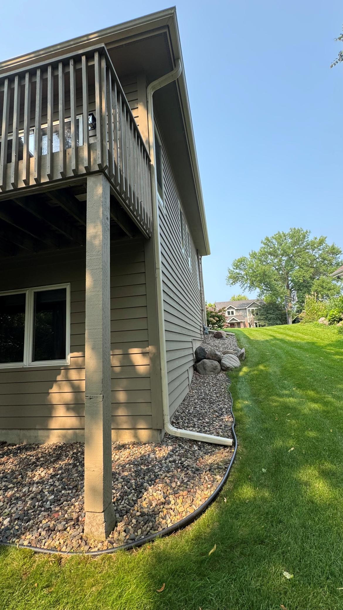 Photo 3 of Single family home for sale at 7941 S Bay Curv, Eden Prairie, MN 55347 | MLS# 7112326 | Listing updated on 2026-09-21