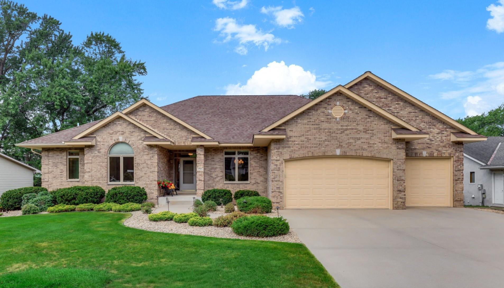 Photo 1 of Sale Pending at 3205 Woodbridge St, Saint Paul, MN 55126 | MLS# 7116875 | Listing updated on 2026-09-24