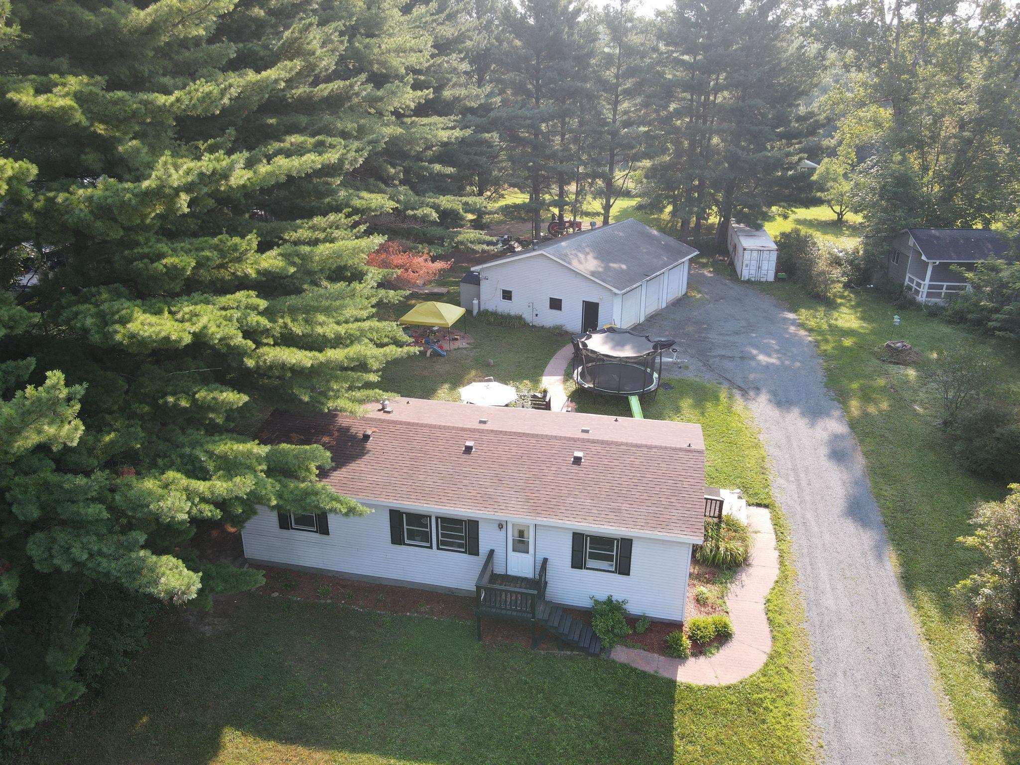 Photo 2 of Single family home for sale at 798 Horse Lake Ln, Dresser, WI 54009 | MLS# 7117354 | Listing updated on 2026-10-15