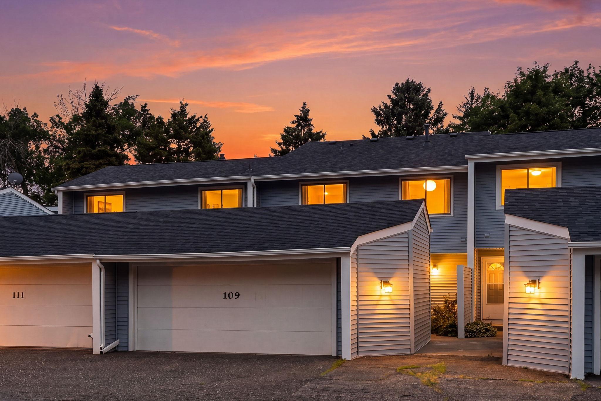 Photo 1 of Single family home for sale at 109 Canabury Ct, Saint Paul, MN 55117 | MLS# 7119085 | Listing updated on 2026-10-23