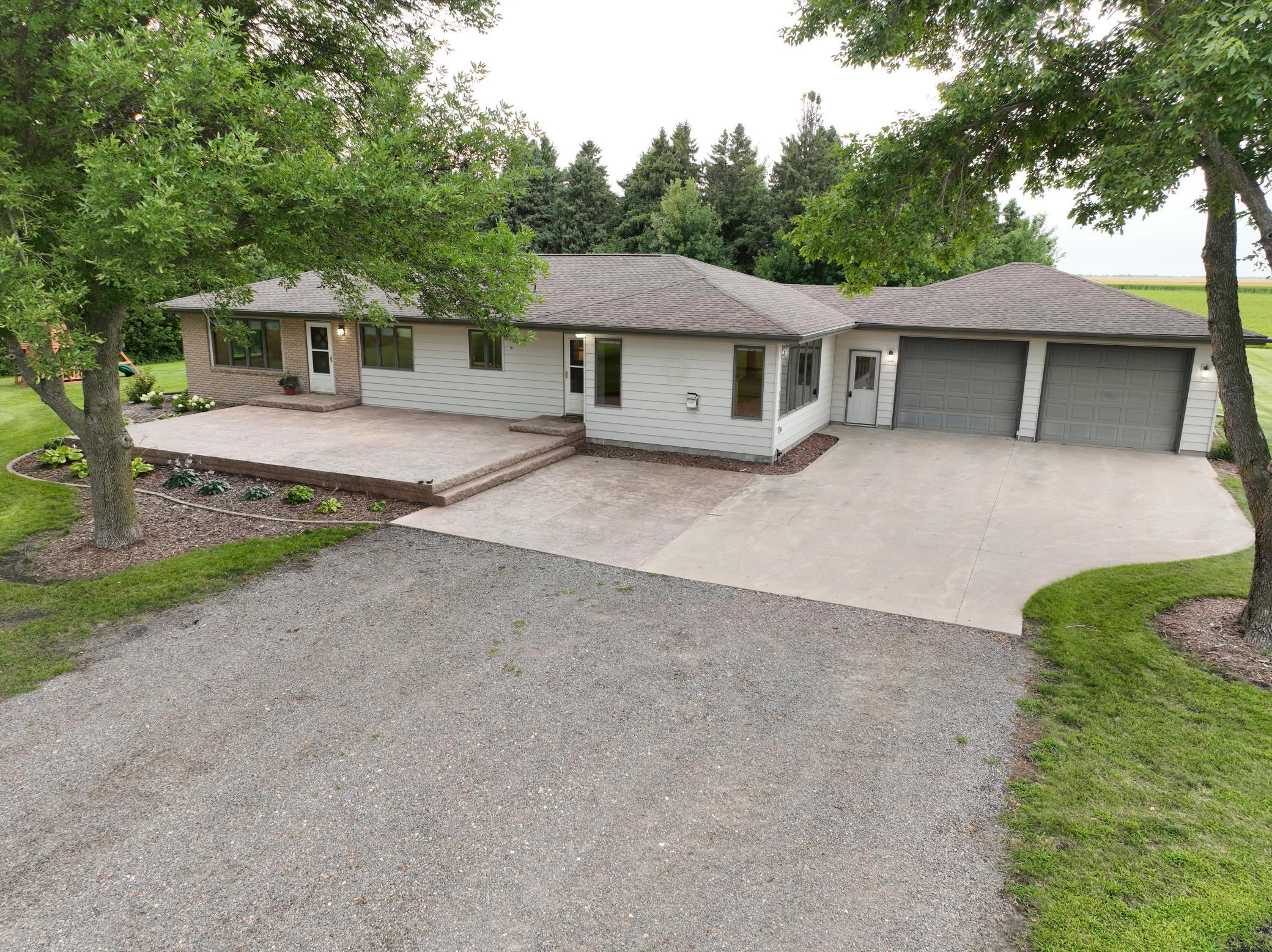 Photo 2 of Single family home for sale at 4910 210th Avenue Se, Lake Lillian, MN 56253 | MLS# 7123315 | Listing updated on 2026-10-05