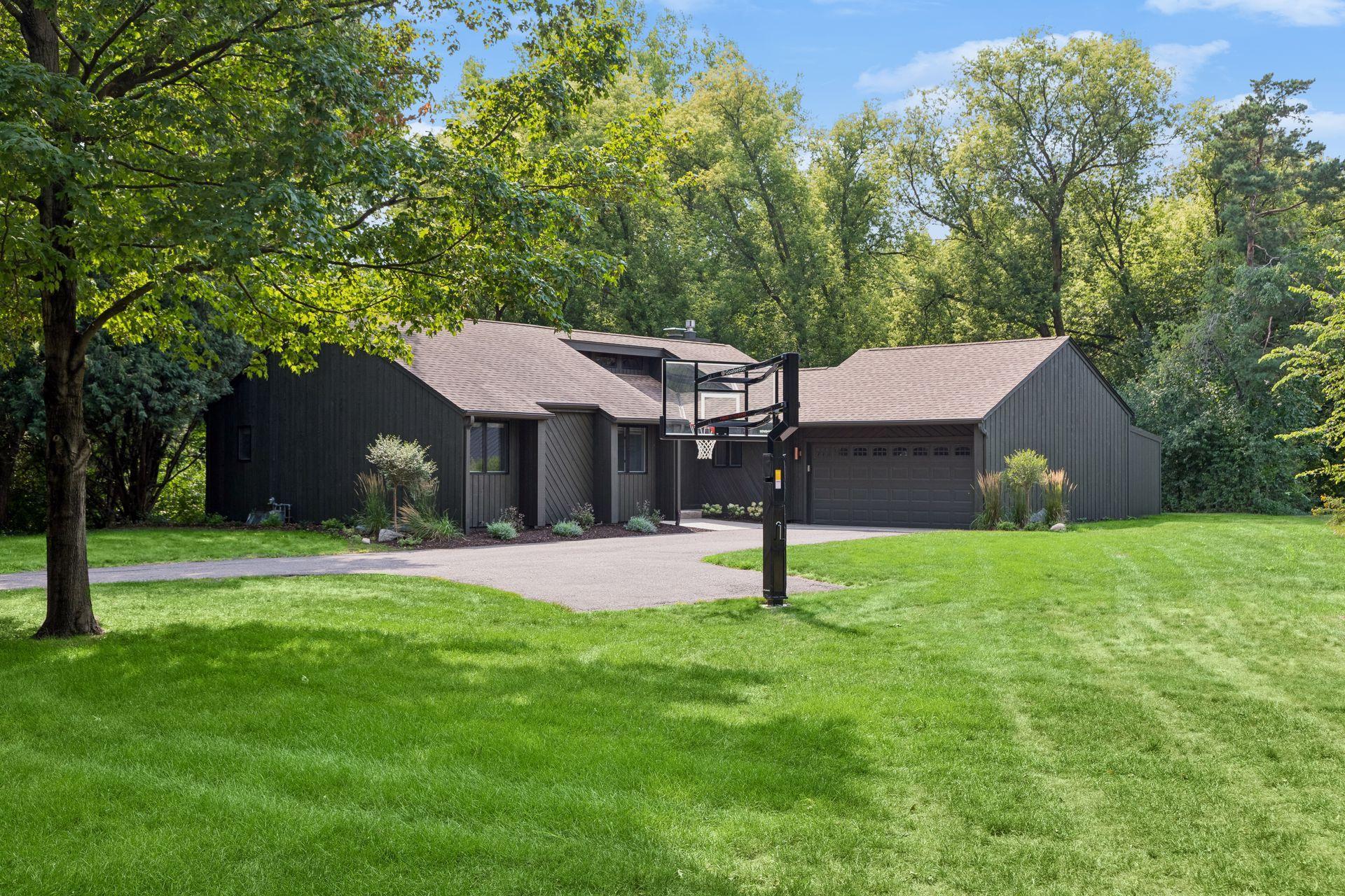 Photo 2 of Single family home for sale at 5080 Jamaca Ave N, Lake Elmo, MN 55042 | MLS# 7123428 | Listing updated on 2026-10-09