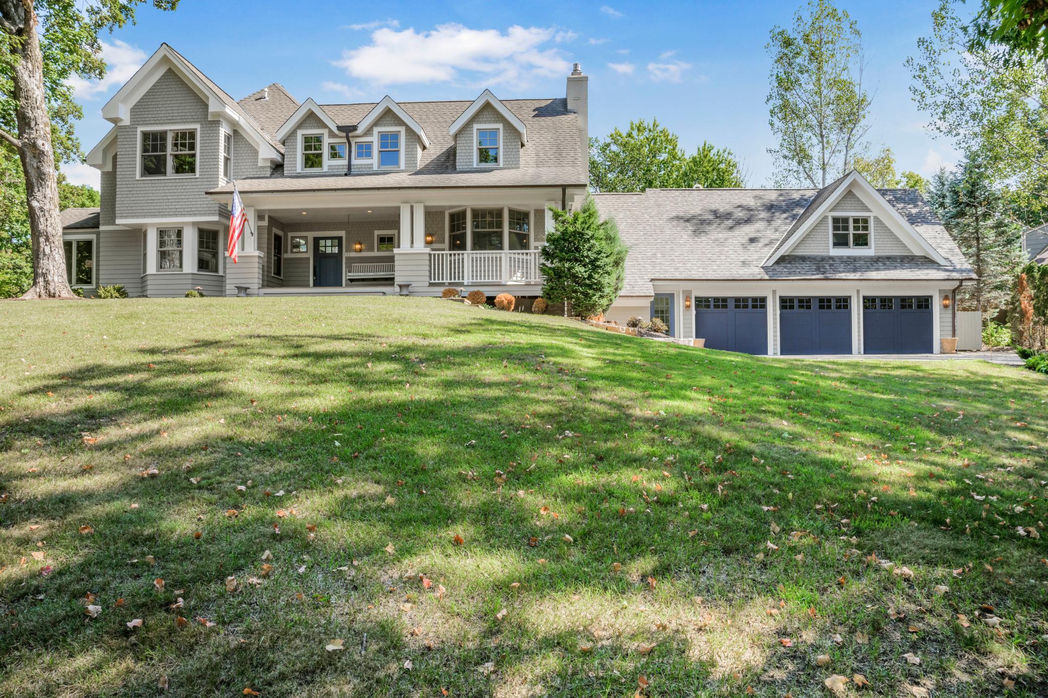Photo 2 of Mansion for sale at 20590 Linden Rd, Excelsior, MN 55331 | MLS# 7124247 | Listing updated on 2026-09-22