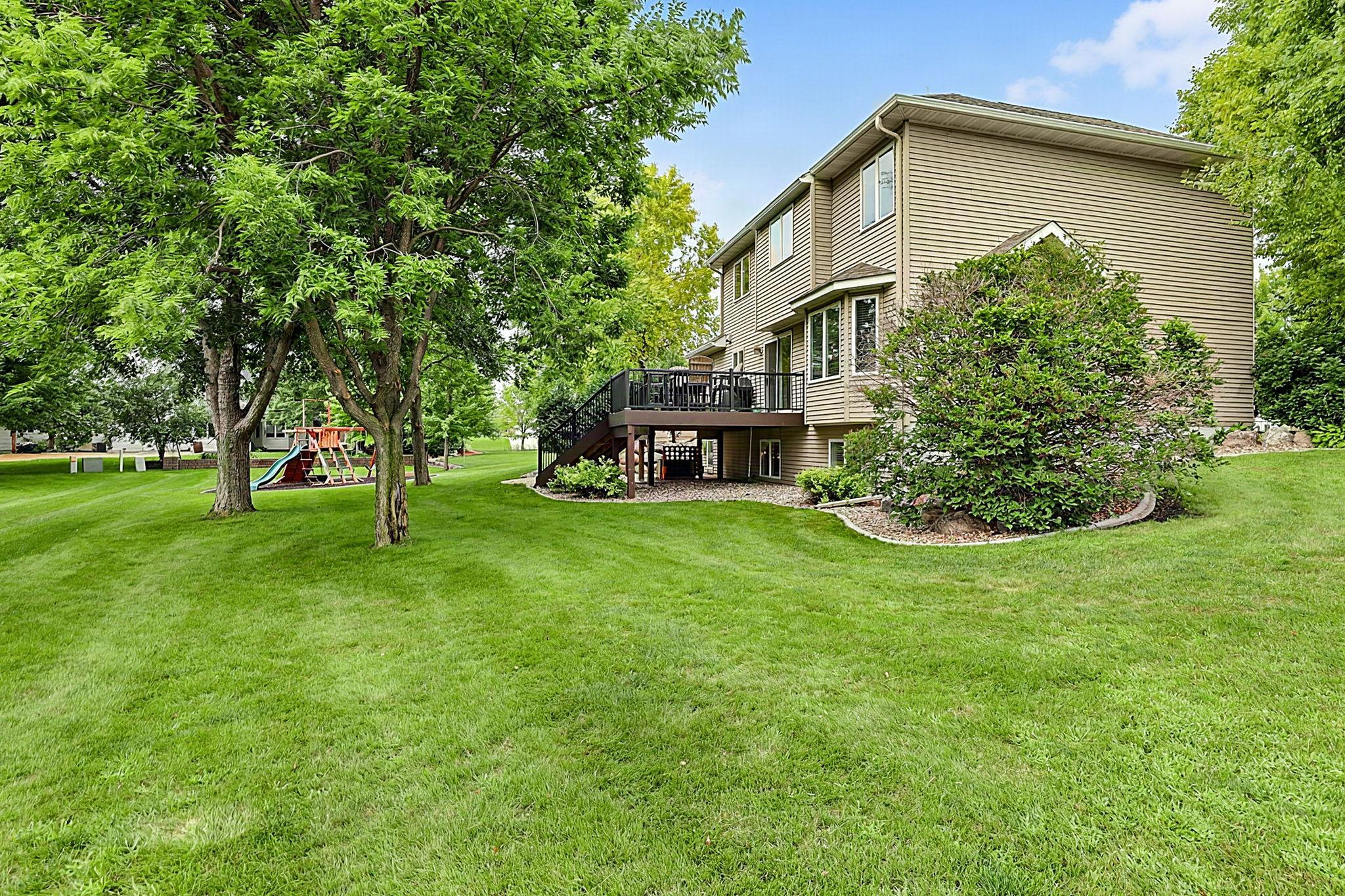 Photo 2 of Single family home for sale at 1373 Heritage Ave Nw, Hutchinson, MN 55350 | MLS# 7124414 | Listing updated on 2026-09-21