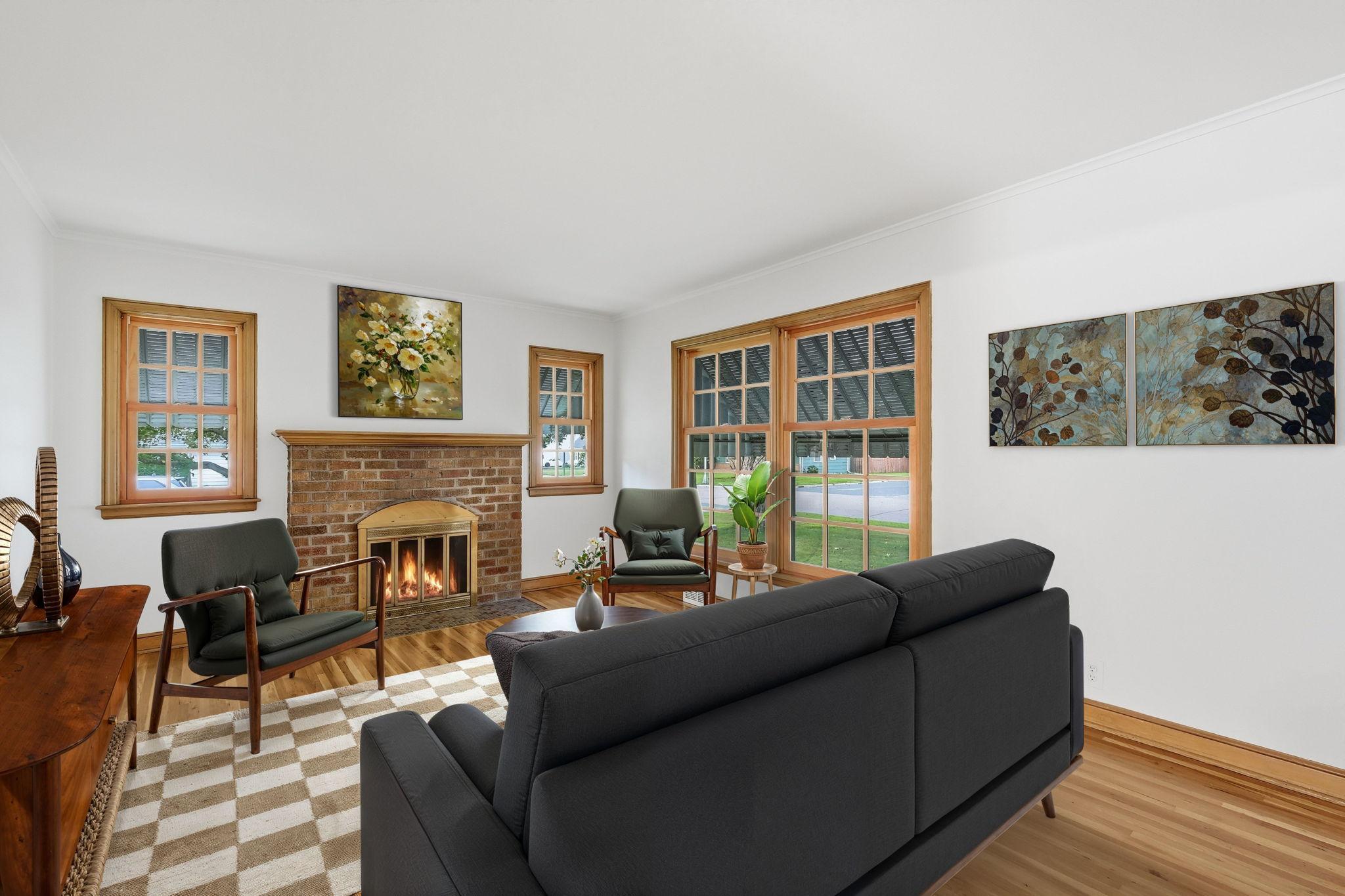 Photo 4 of Sale Pending at 6745 Elliot Ave S, Minneapolis, MN 55423 | MLS# 7126594 | Listing updated on 2026-09-21