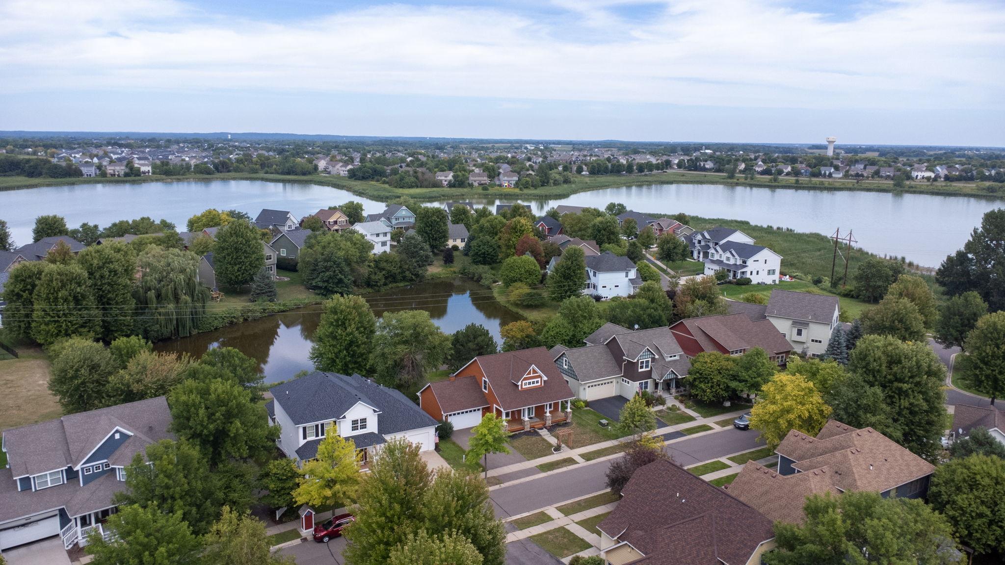 Photo 3 of Single family home for sale at 11662 Laketowne View, Albertville, MN 55301 | MLS# 7128368 | Listing updated on 2026-09-21