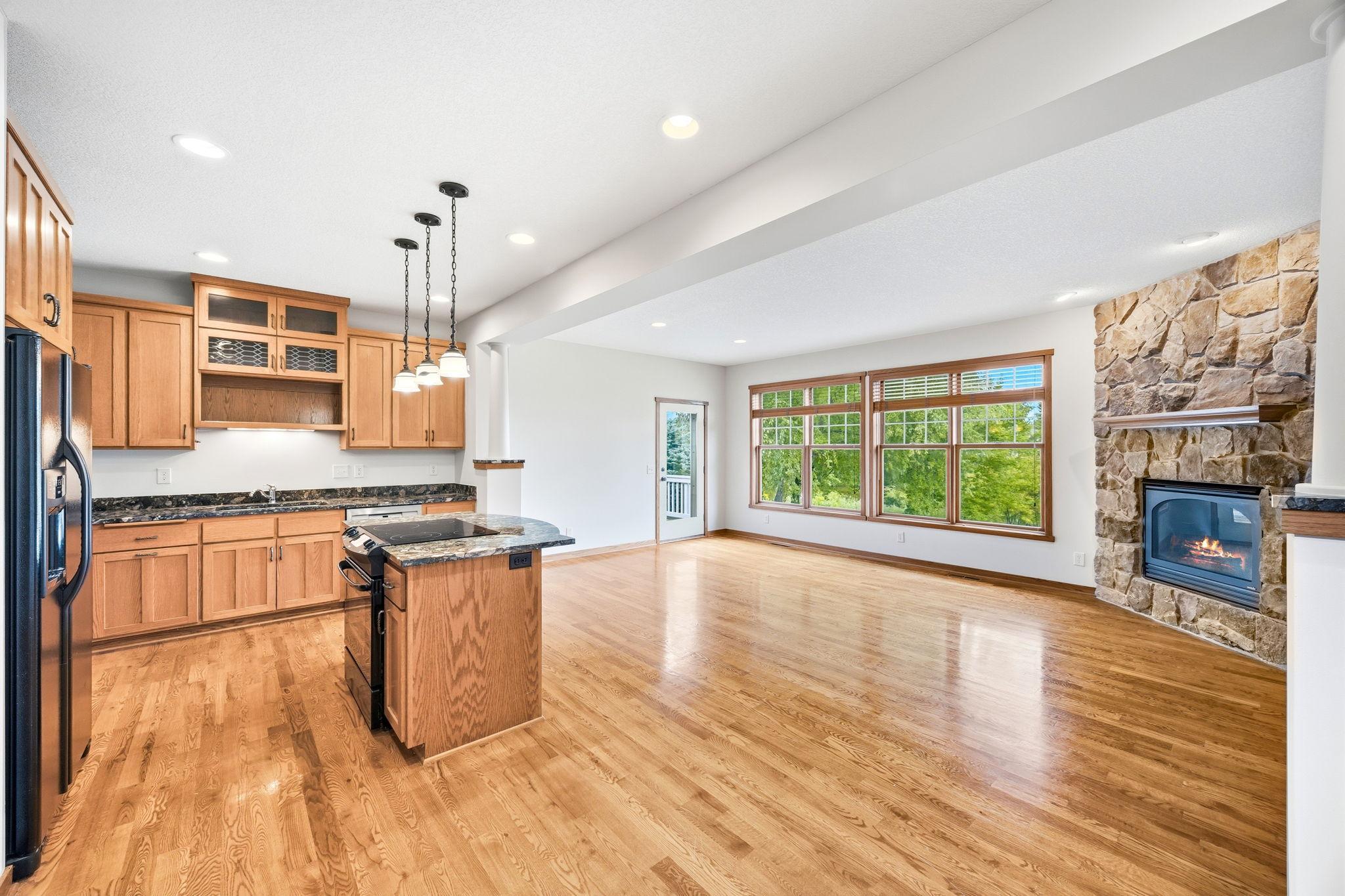 Photo 4 of Single family home for sale at 11662 Laketowne View, Albertville, MN 55301 | MLS# 7128368 | Listing updated on 2026-09-21