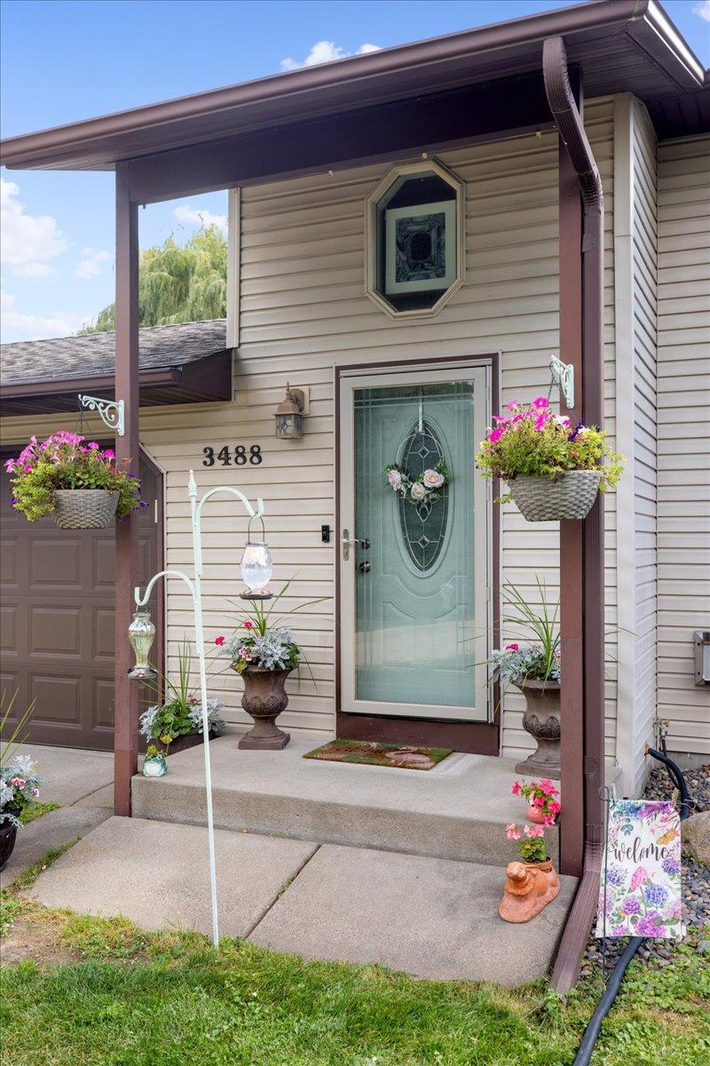 Photo 3 of Single family home for sale at 3488 Essen Rd Ne, Cambridge, MN 55008 | MLS# 7128546 | Listing updated on 2026-09-21