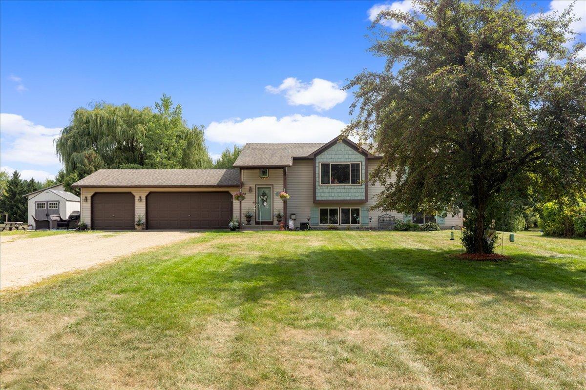 Single family home for sale at 3488 Essen Rd Ne, Cambridge, MN 55008 | MLS# 7128546
