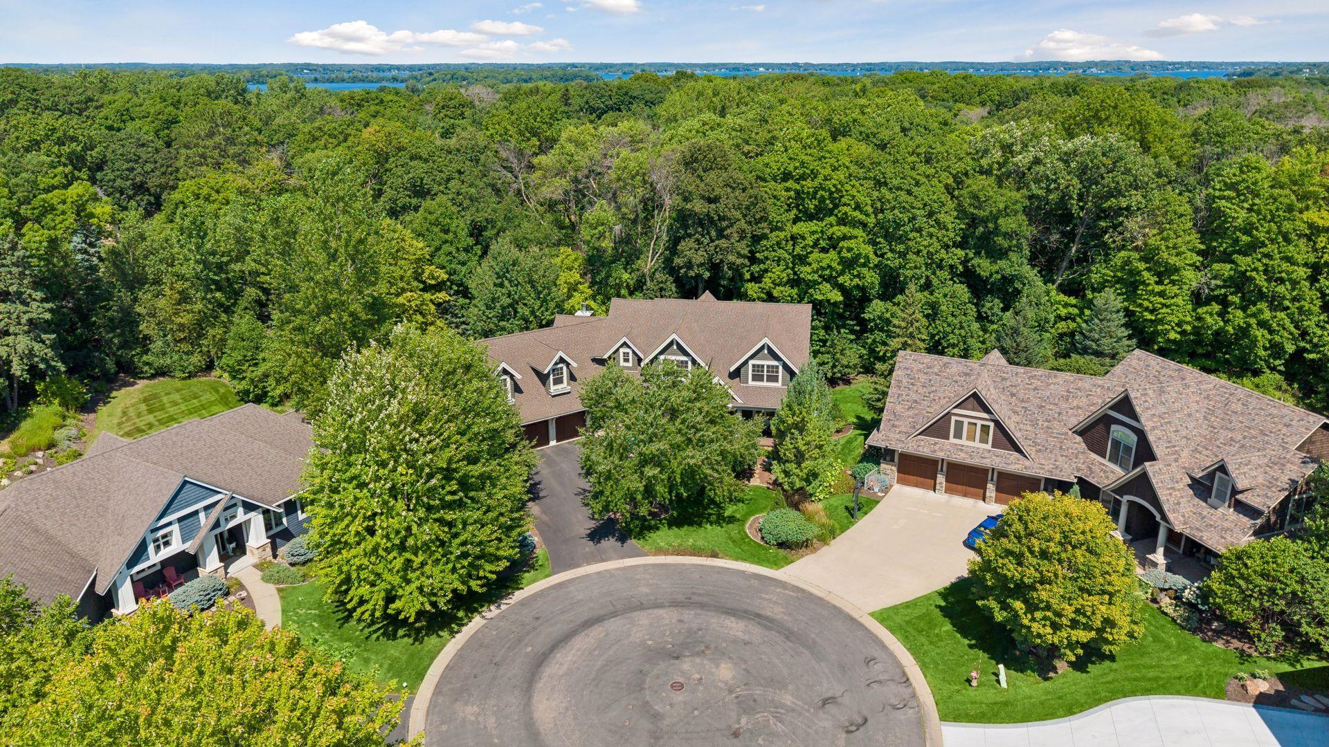 Photo 3 of Sale Pending at 20650 Parkview Ln, Excelsior, MN 55331 | MLS# 7129463 | Listing updated on 2026-10-24