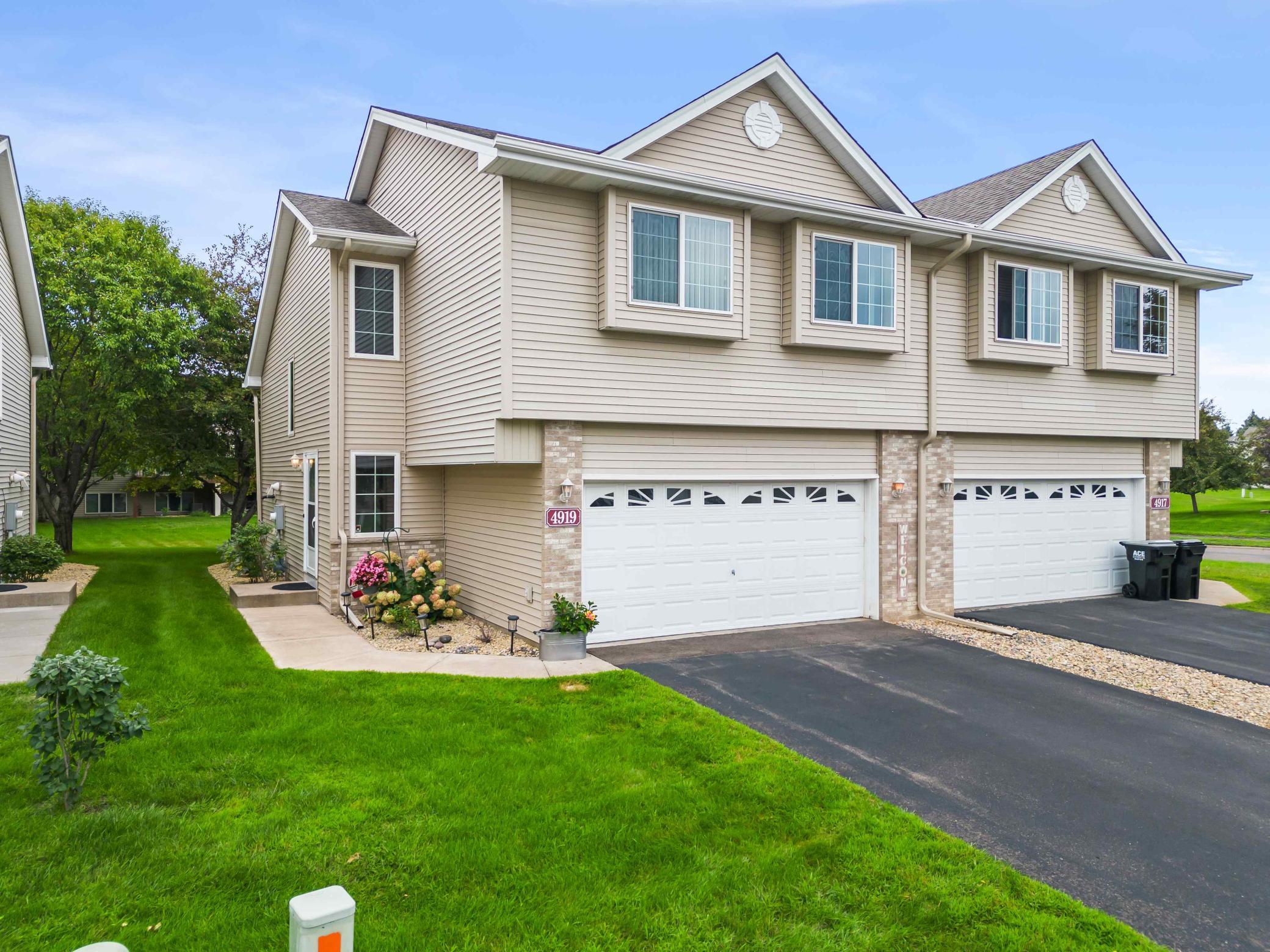 Photo 3 of Single family home for sale at 4919 132nd Way N, Hugo, MN 55038 | MLS# 7130073 | Listing updated on 2026-09-21