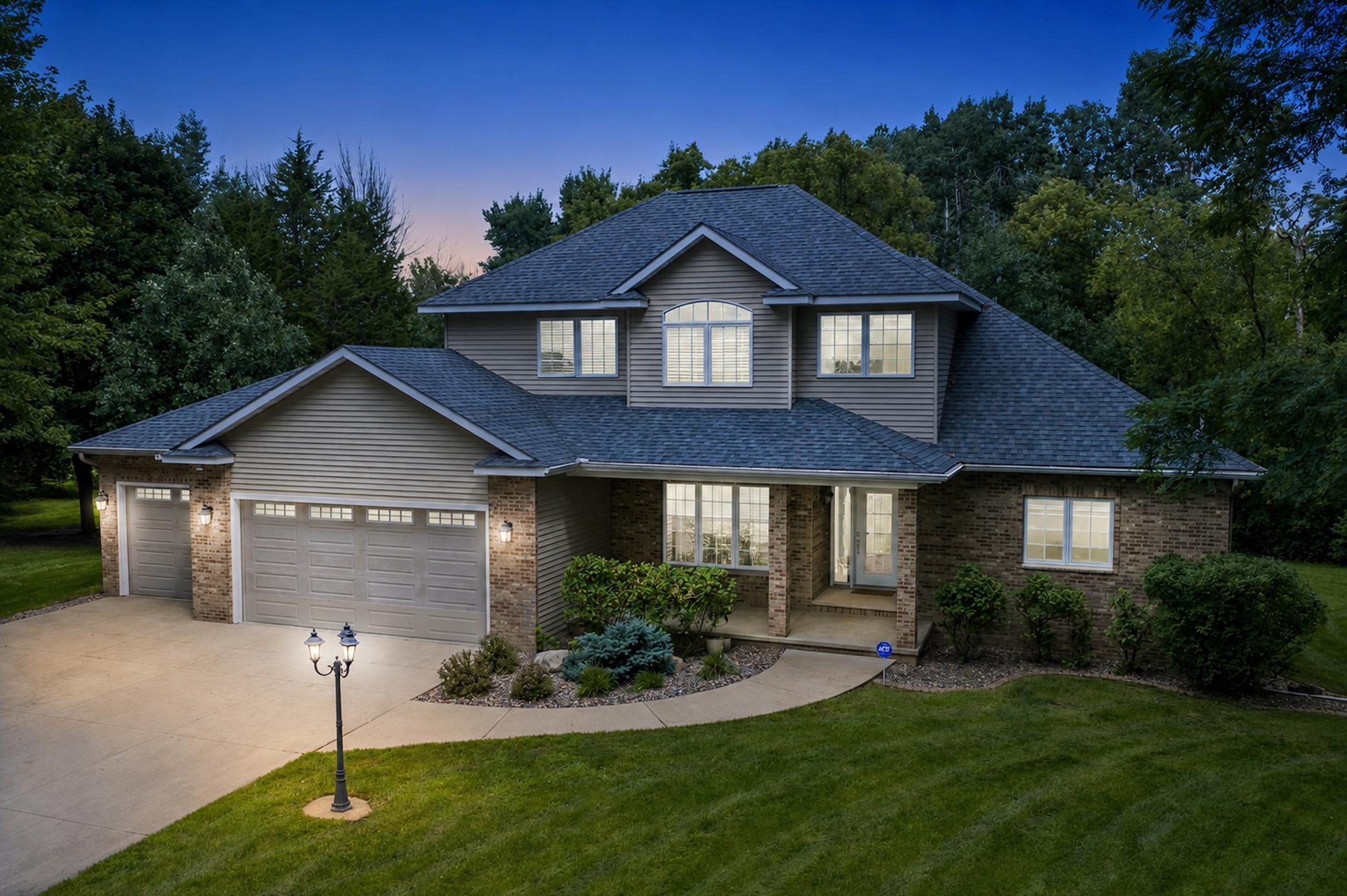 Photo 1 of Single family home for sale at 604 24Th St Nw, Austin, MN 55912 | MLS# 7131608 | Listing updated on 2026-10-25