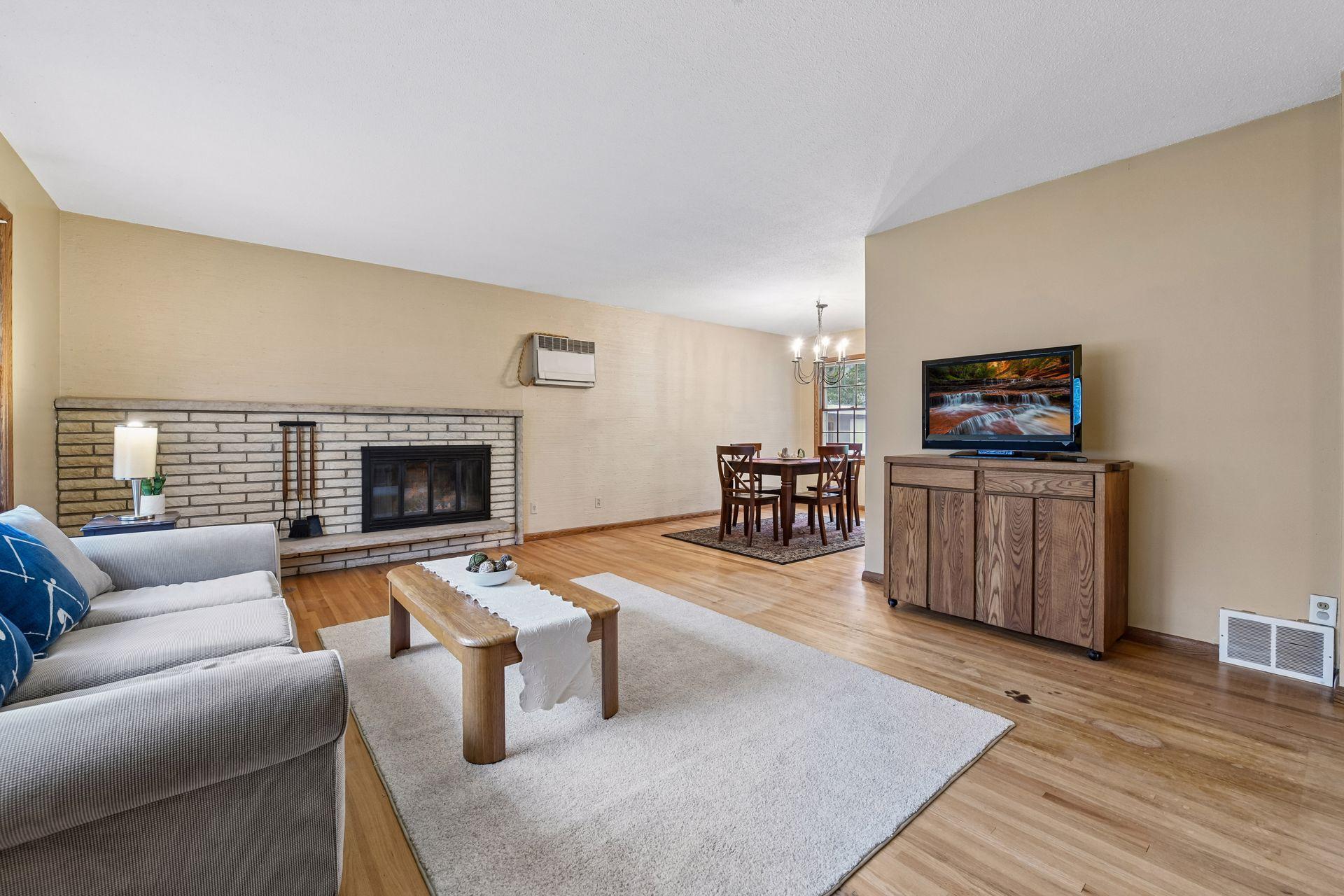 Photo 2 of Single family home for sale at 5603 Woodland Rd, Minnetonka, MN 55345 | MLS# 7133315 | Listing updated on 2026-10-05