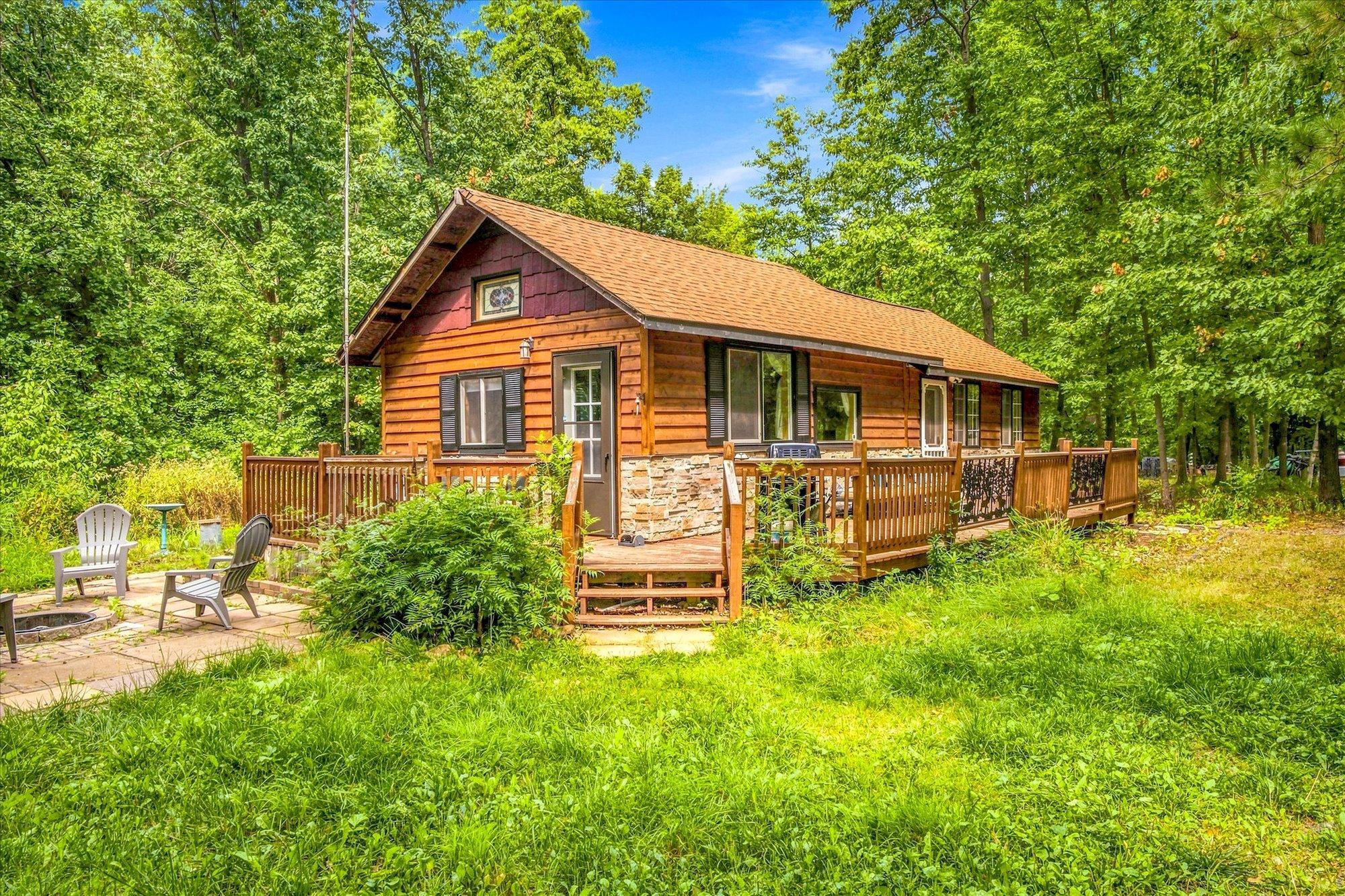 Photo 1 of Single family home for sale at 9235 Oakwood Ln, Pine City, MN 55063 | MLS# 7133402 | Listing updated on 2026-09-24