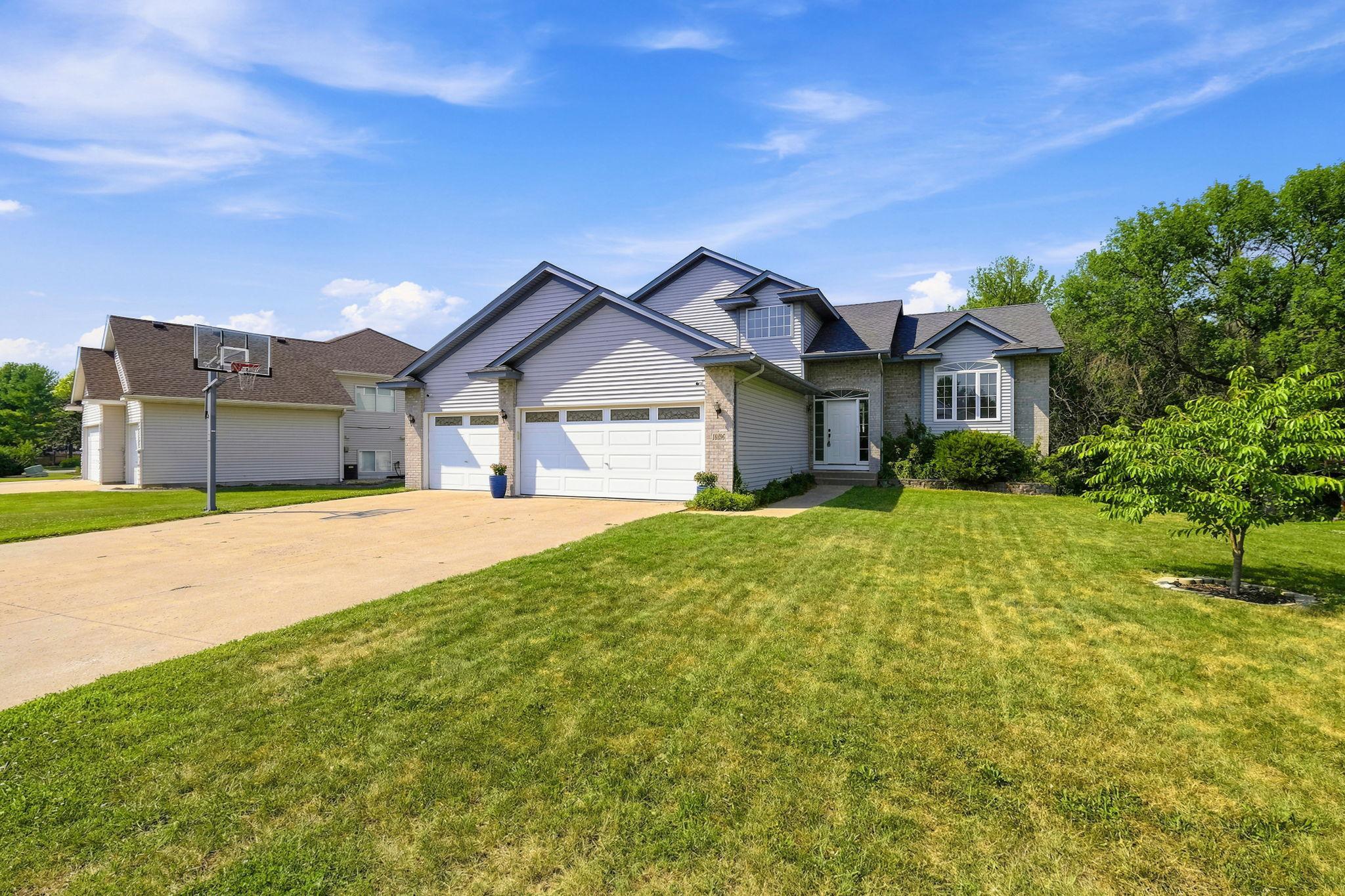 Photo 2 of Single family home for sale at 10396 Karston Ave Ne, Albertville, MN 55301 | MLS# 7133534 | Listing updated on 2026-09-21