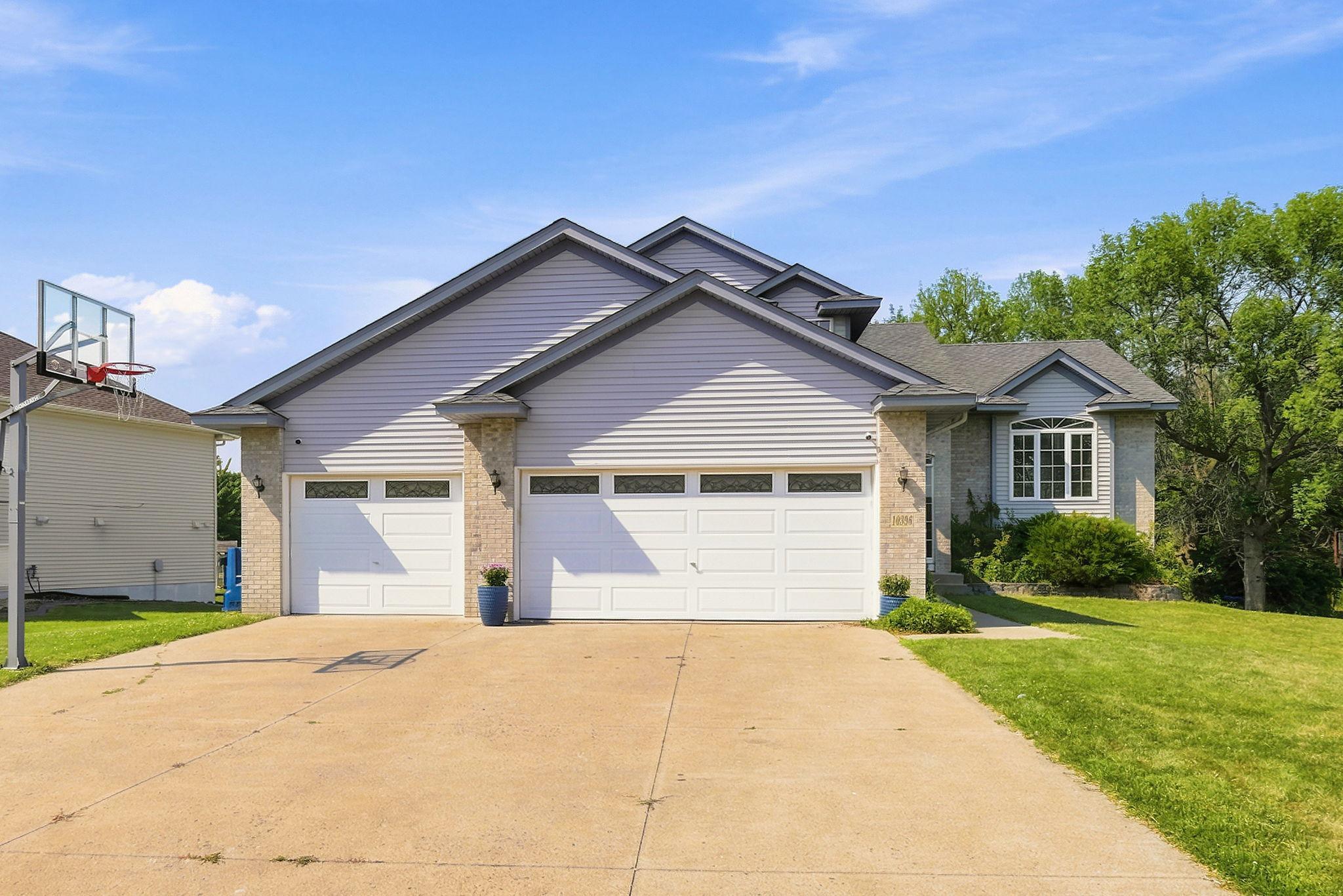 Photo 3 of Single family home for sale at 10396 Karston Ave Ne, Albertville, MN 55301 | MLS# 7133534 | Listing updated on 2026-09-21