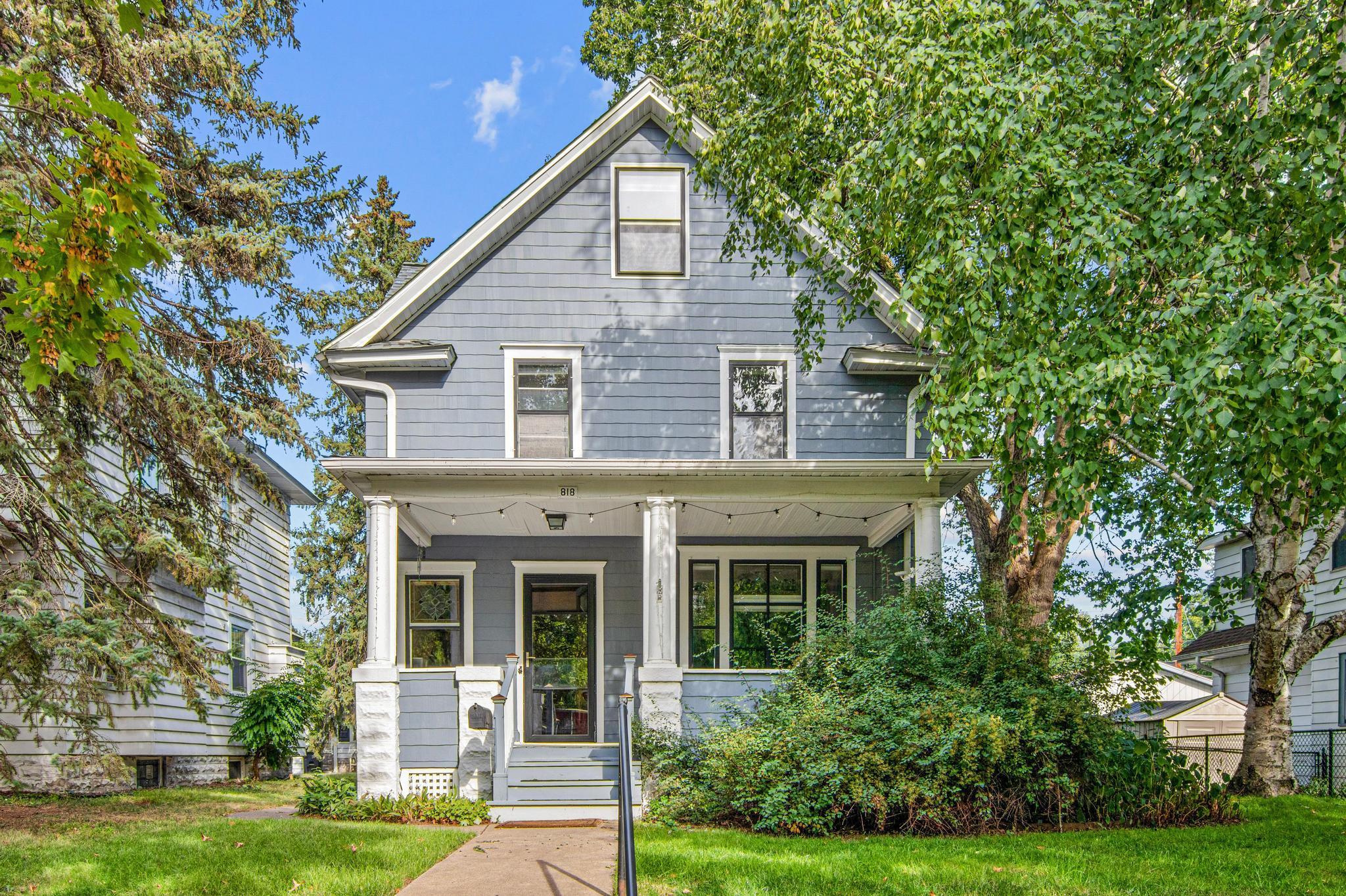 Photo 1 of Single family home for sale at 818 Delaware Ave, Saint Paul, MN 55107 | MLS# 7133783 | Listing updated on 2026-10-23