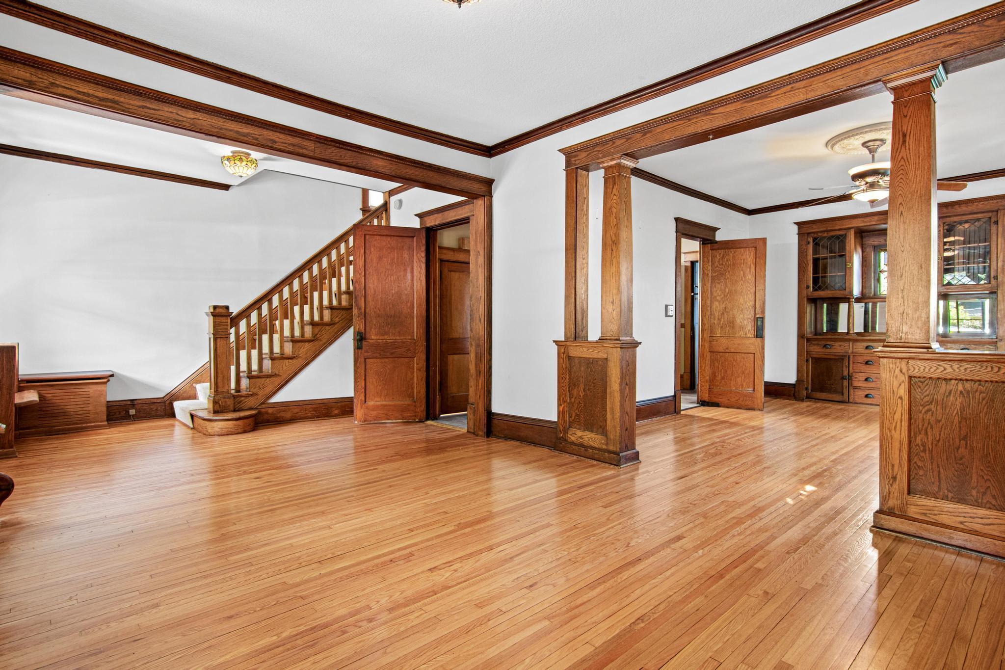 Photo 2 of Single family home for sale at 818 Delaware Ave, Saint Paul, MN 55107 | MLS# 7133783 | Listing updated on 2026-10-23