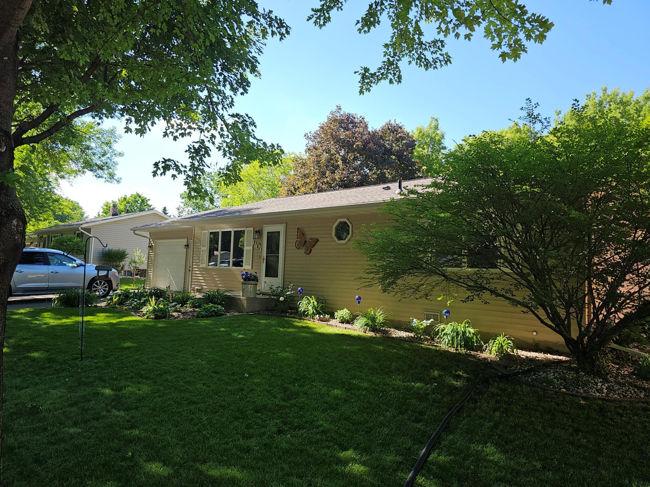 Photo 2 of Single family home for sale at 1101 Irene Ave, Willmar, MN 56201 | MLS# 7133820 | Listing updated on 2026-09-22