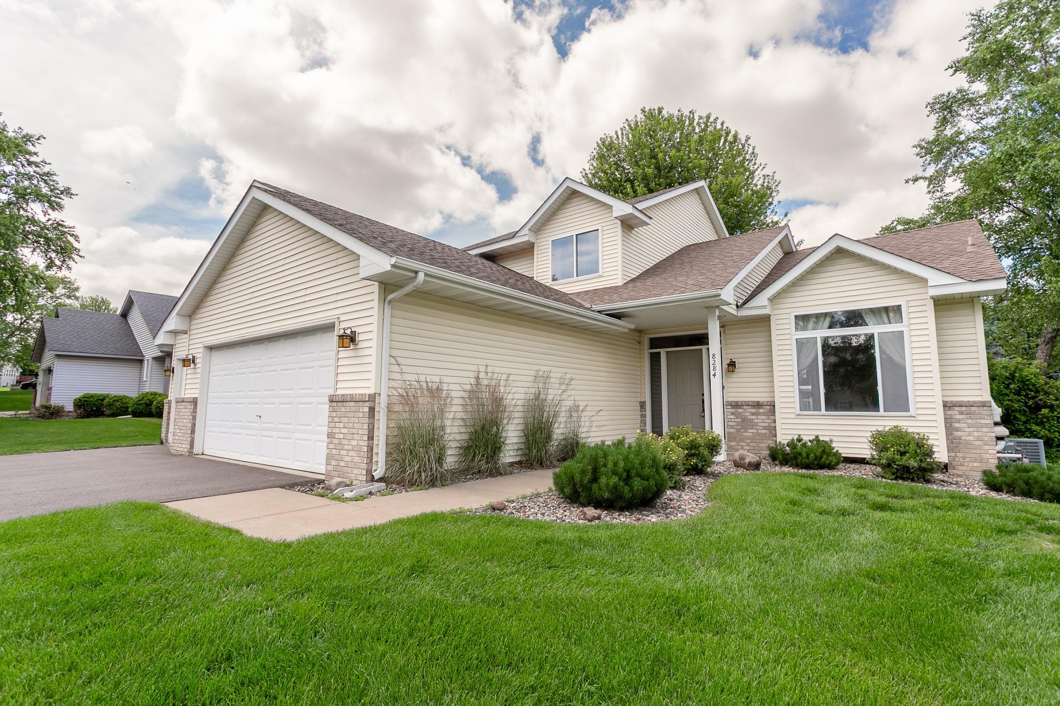 Single family home for sale at 8284 Ashford Rd, Woodbury, MN 55125 | MLS# 7133914