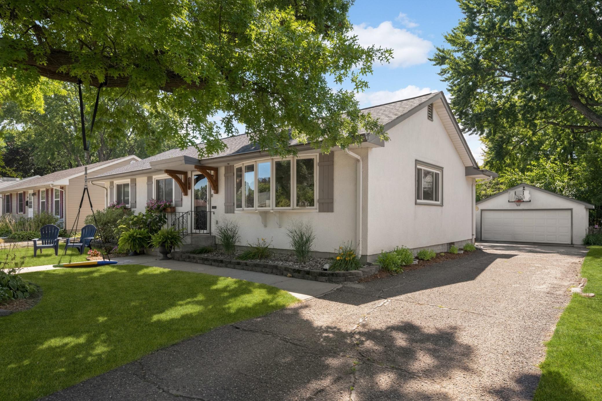Photo 2 of Sale Pending at 340 Emerson Ave W, Saint Paul, MN 55118 | MLS# 7133968 | Listing updated on 2026-09-22