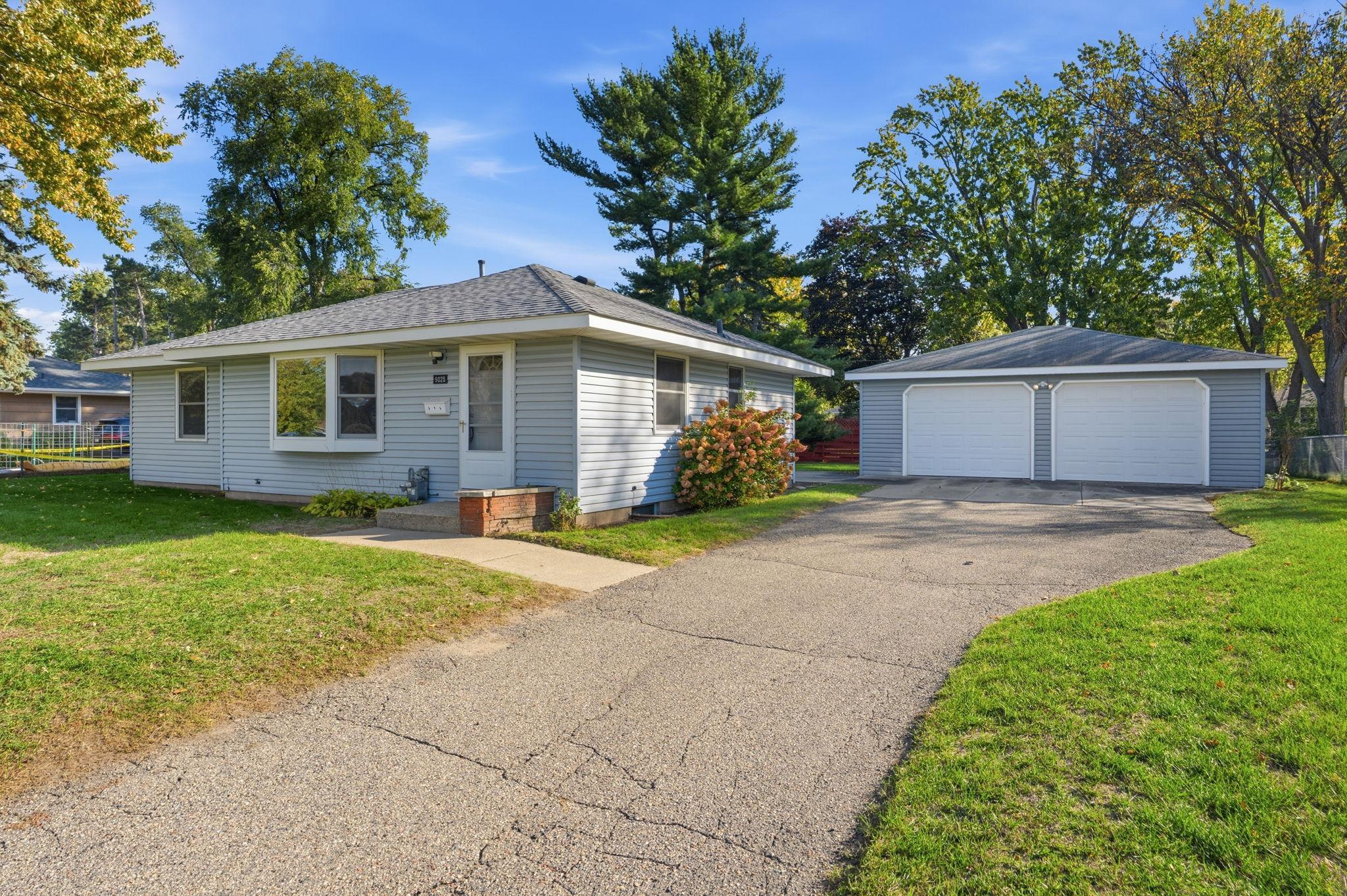 Photo 2 of Single family home for sale at 9025 10th Avenue S, Minneapolis, MN 55420 | MLS# 7134422 | Listing updated on 2026-10-15