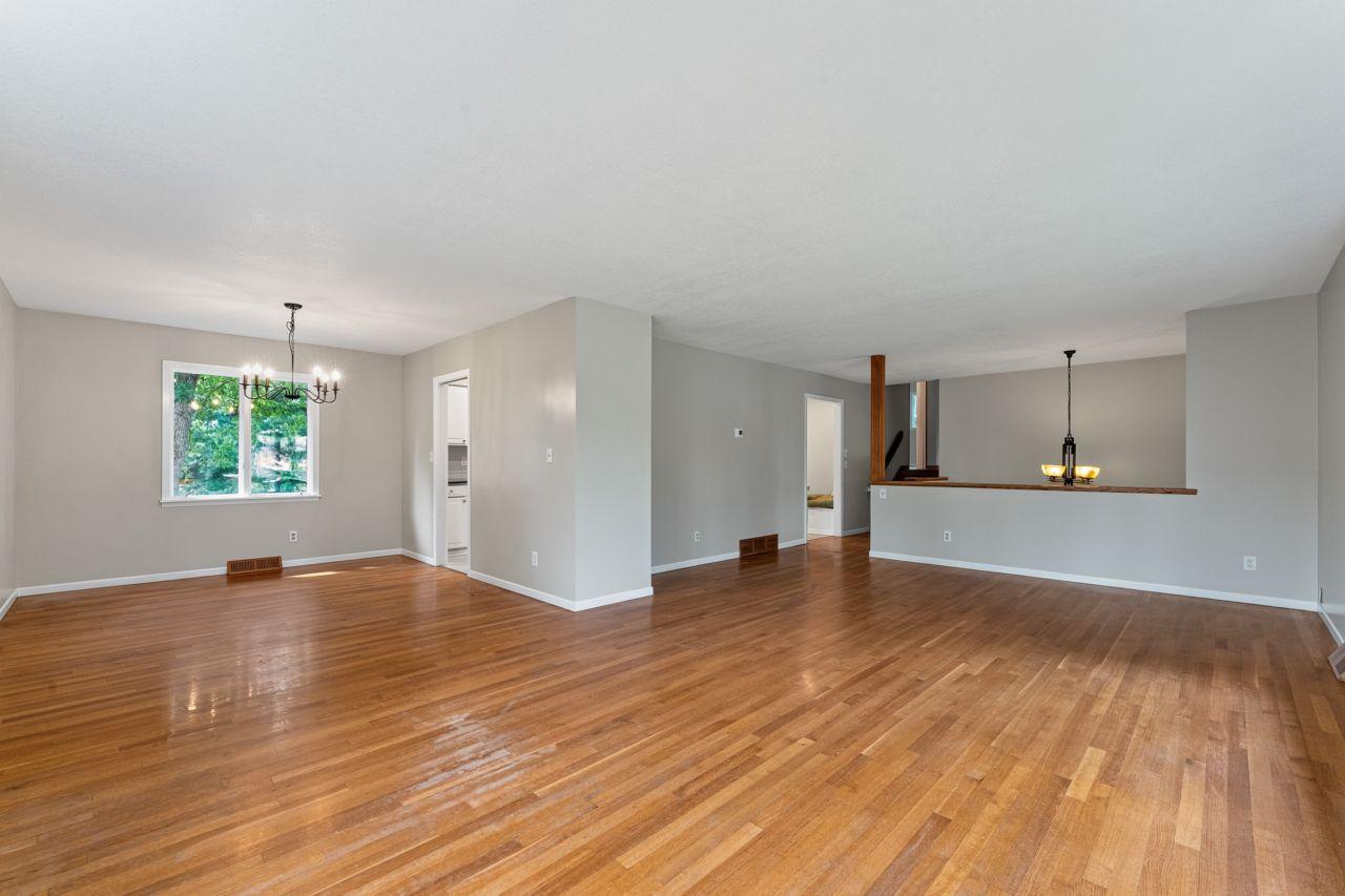 Photo 1 of Single family home for sale at 828 Fremont St E, Northfield, MN 55057 | MLS# 7134737 | Listing updated on 2026-10-26