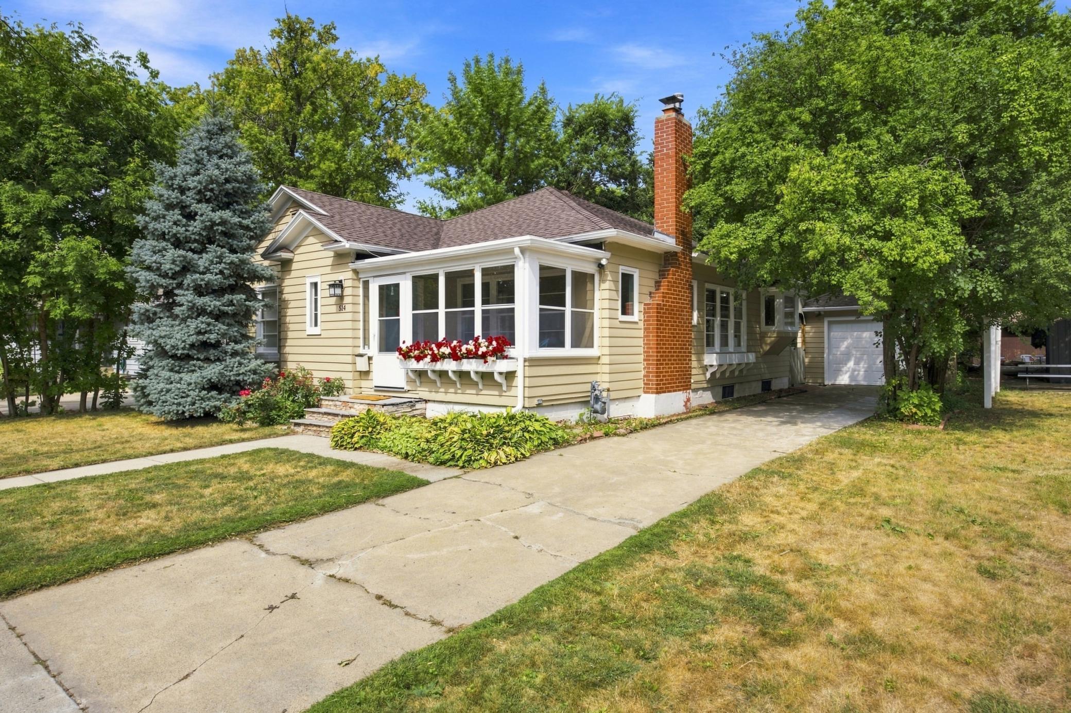 Photo 1 of Sale Pending at 514 4th Avenue S, Moorhead, MN 56560 | MLS# 7135785 | Listing updated on 2026-09-21