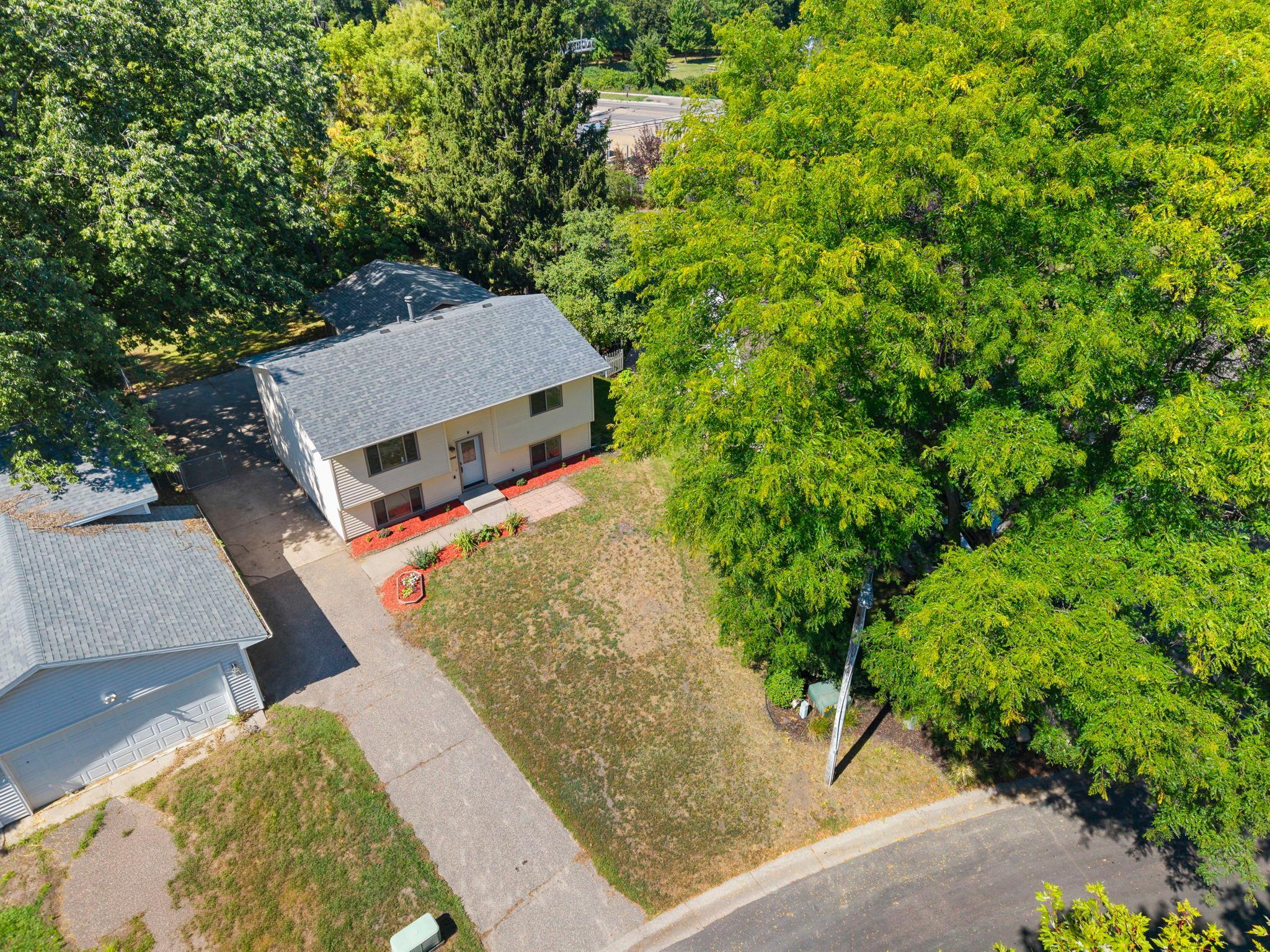 Photo 3 of Sale Pending at 10560 Unity St Nw, Minneapolis, MN 55433 | MLS# 7137862 | Listing updated on 2026-09-21