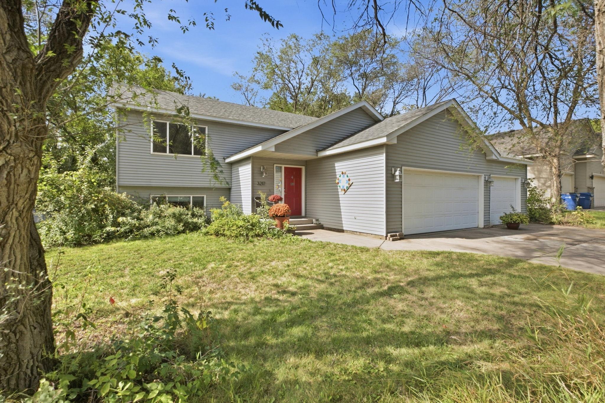 Photo 1 of Sale Pending at 3217 15th Avenue S, Saint Cloud, MN 56301 | MLS# 7139085 | Listing updated on 2026-10-26