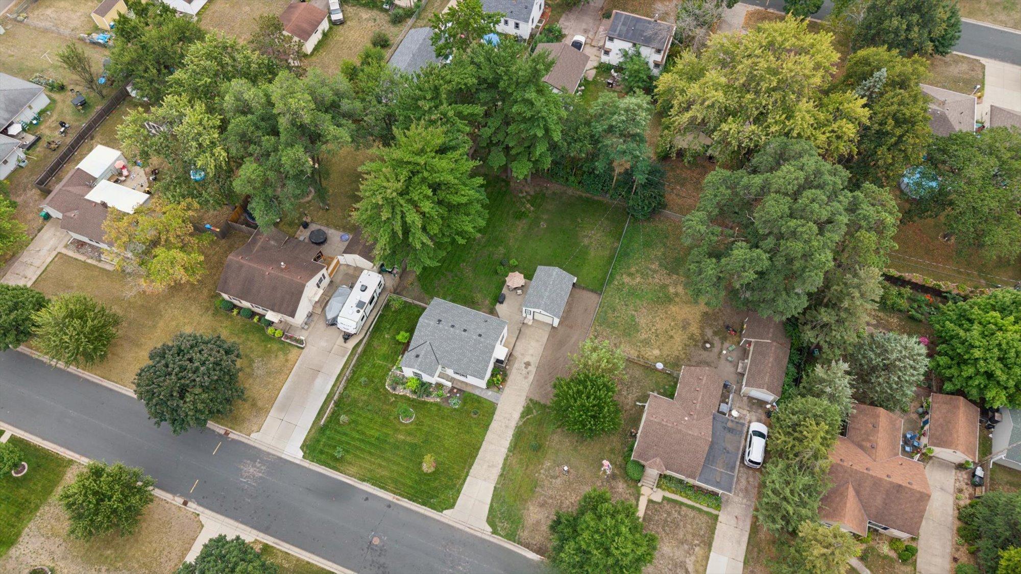 Photo 4 of Single family home for sale at 826 Cross St, Anoka, MN 55303 | MLS# 7139569 | Listing updated on 2026-09-21