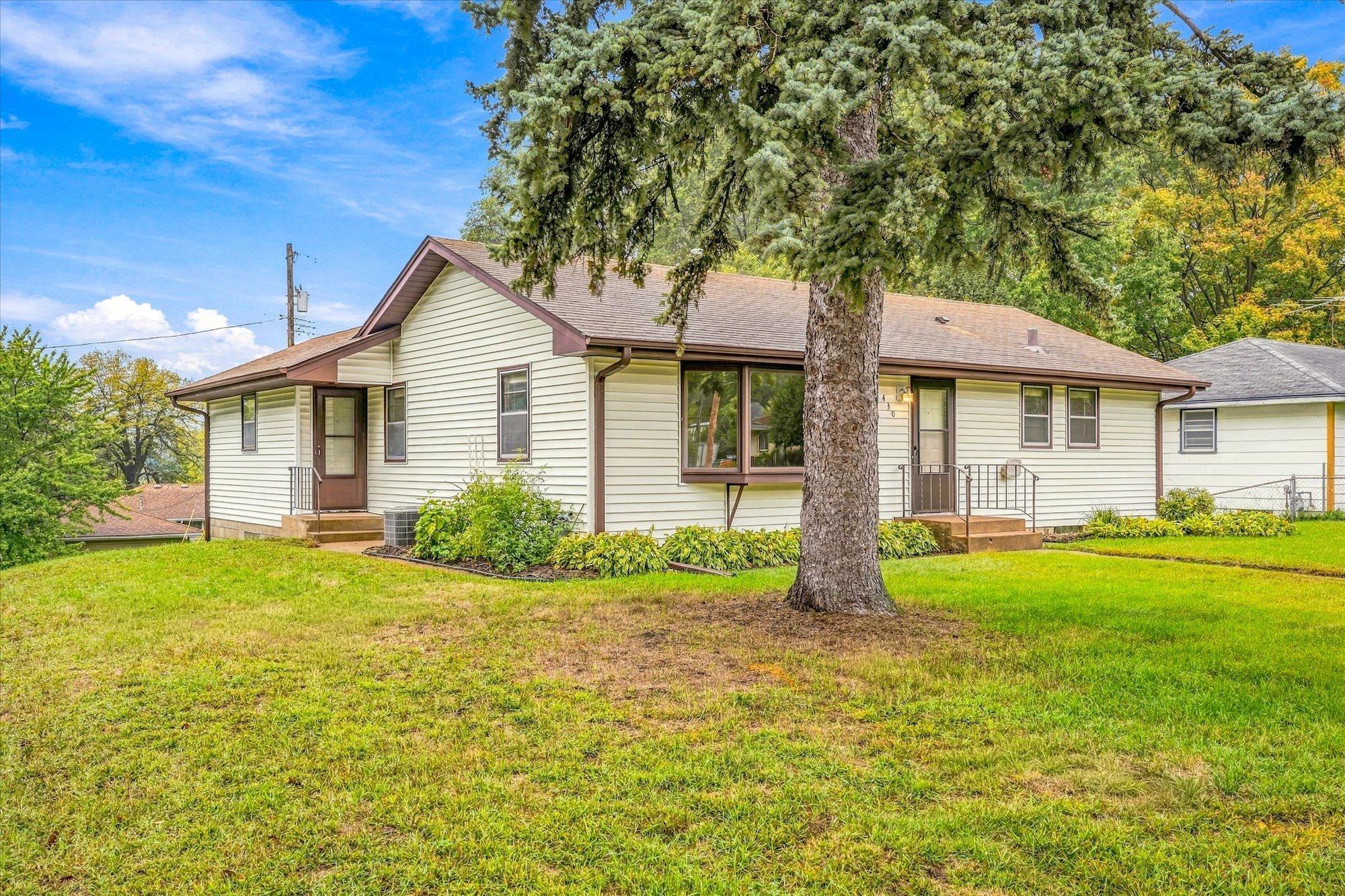 Photo 1 of Single family home for sale at 430 11th Avenue Nw, Saint Paul, MN 55112 | MLS# 7139729 | Listing updated on 2026-10-23