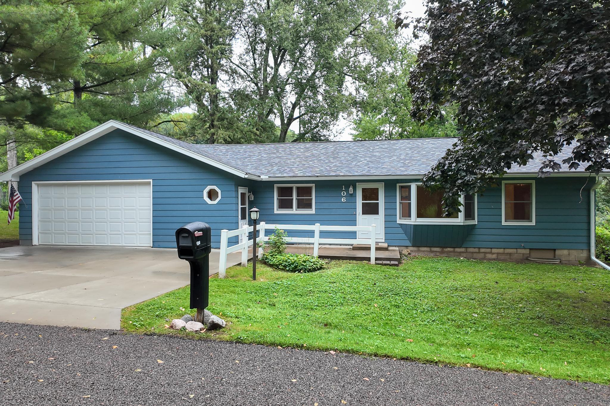 Photo 2 of Single family home for sale at 106 Glendale Rd, Winona, MN 55987 | MLS# 7140082 | Listing updated on 2026-10-25