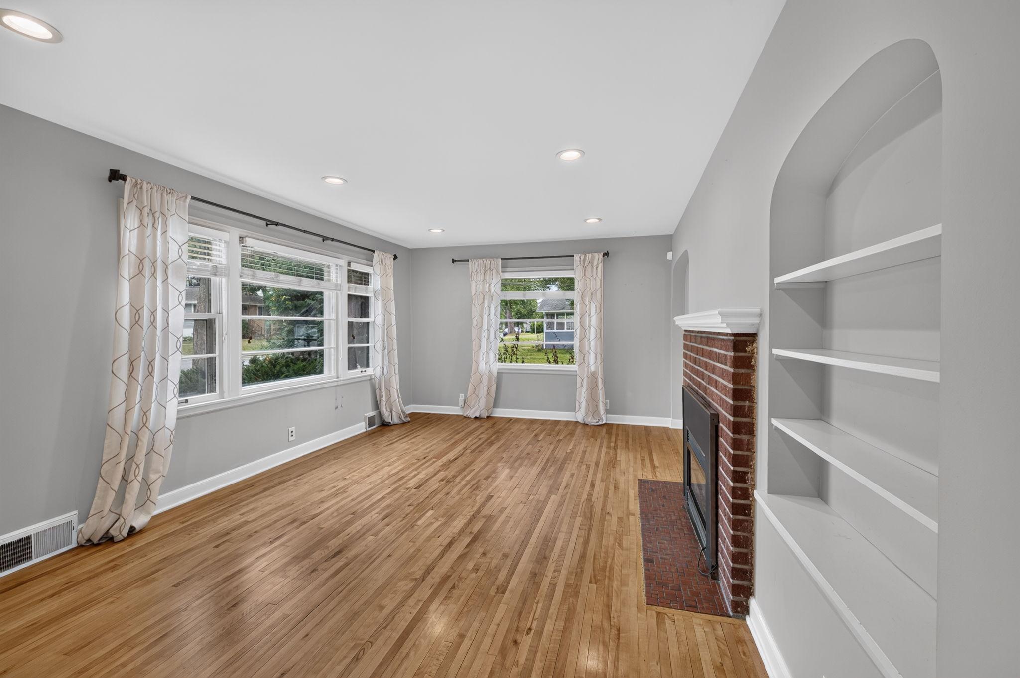 Photo 2 of Single family home for sale at 2854 Alabama Ave S, Minneapolis, MN 55416 | MLS# 7140137 | Listing updated on 2026-10-24
