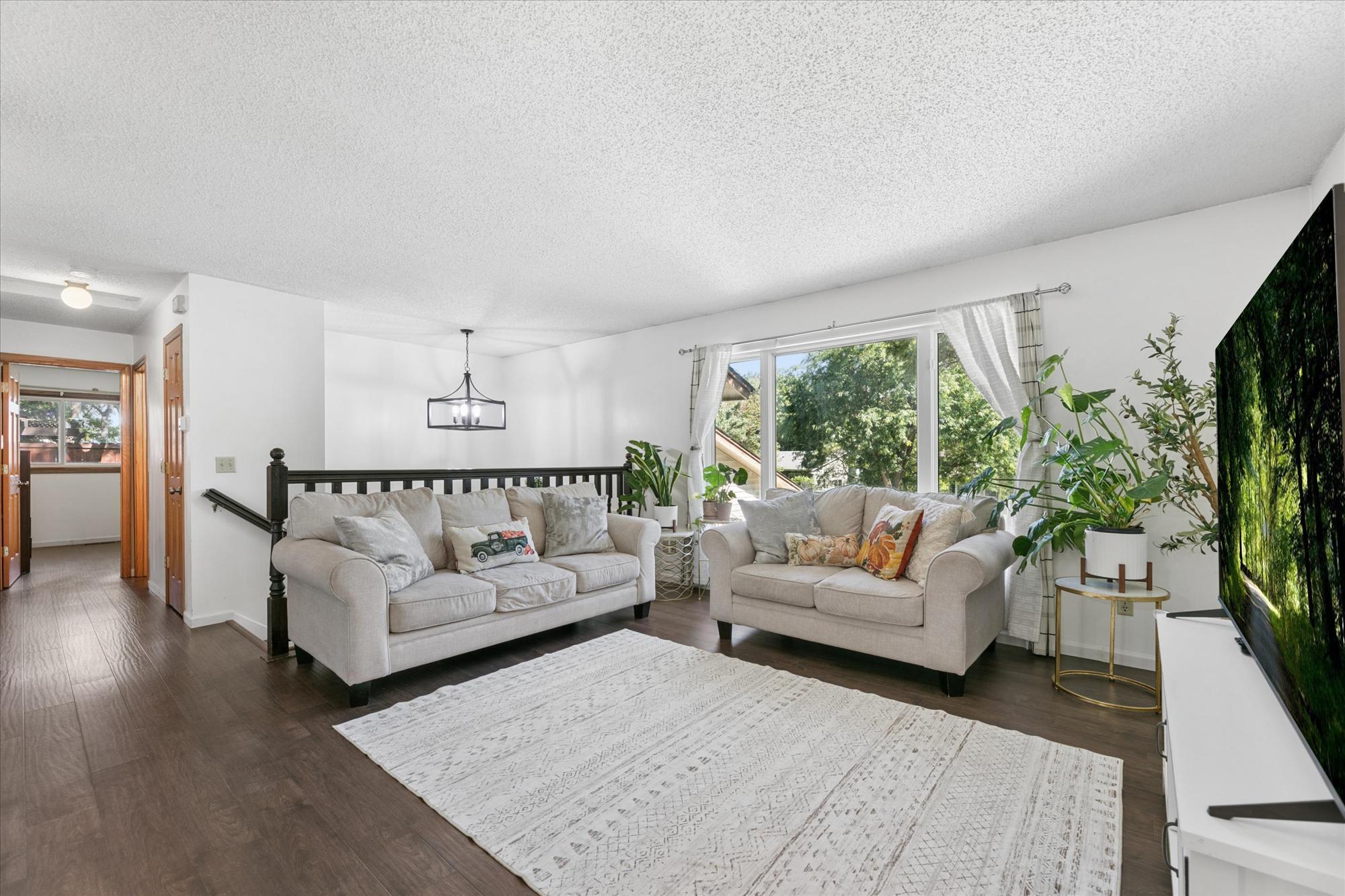 Photo 3 of Single family home for sale at 6242 Whispering Oaks Dr, Eden Prairie, MN 55346 | MLS# 7140537 | Listing updated on 2026-09-21