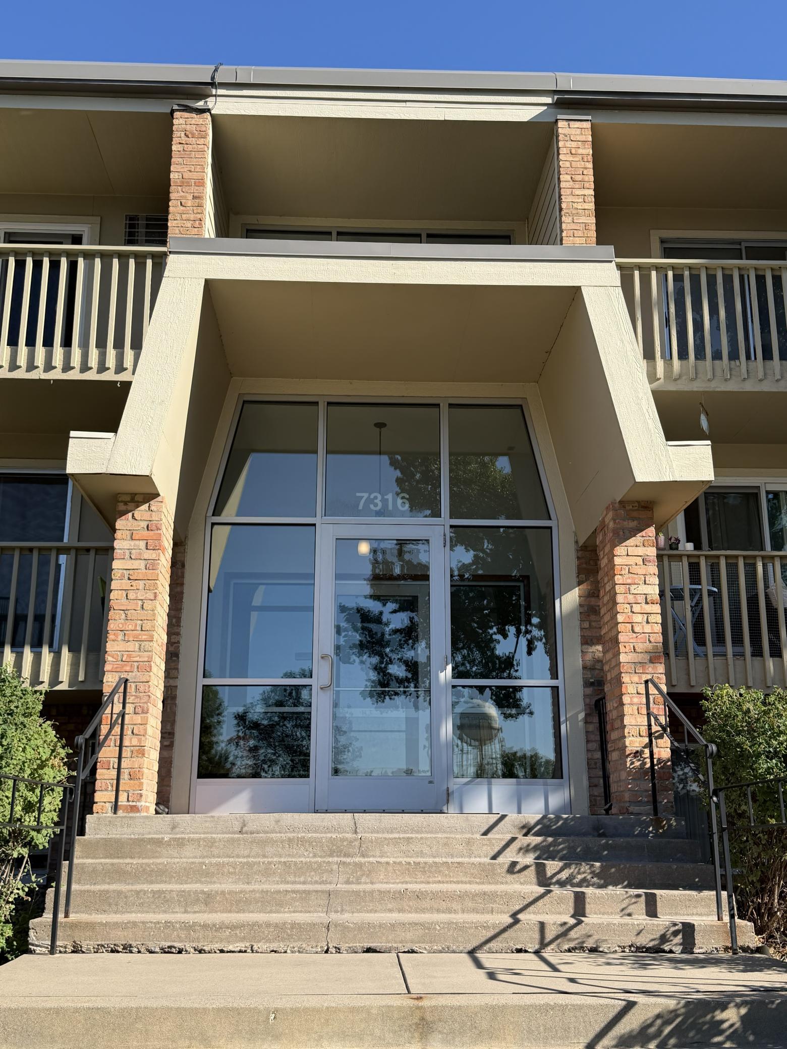 Photo 2 of Condo for sale at 7316 W 22nd Street #305, Minneapolis, MN 55426 | MLS# 7140883 | Listing updated on 2026-10-23