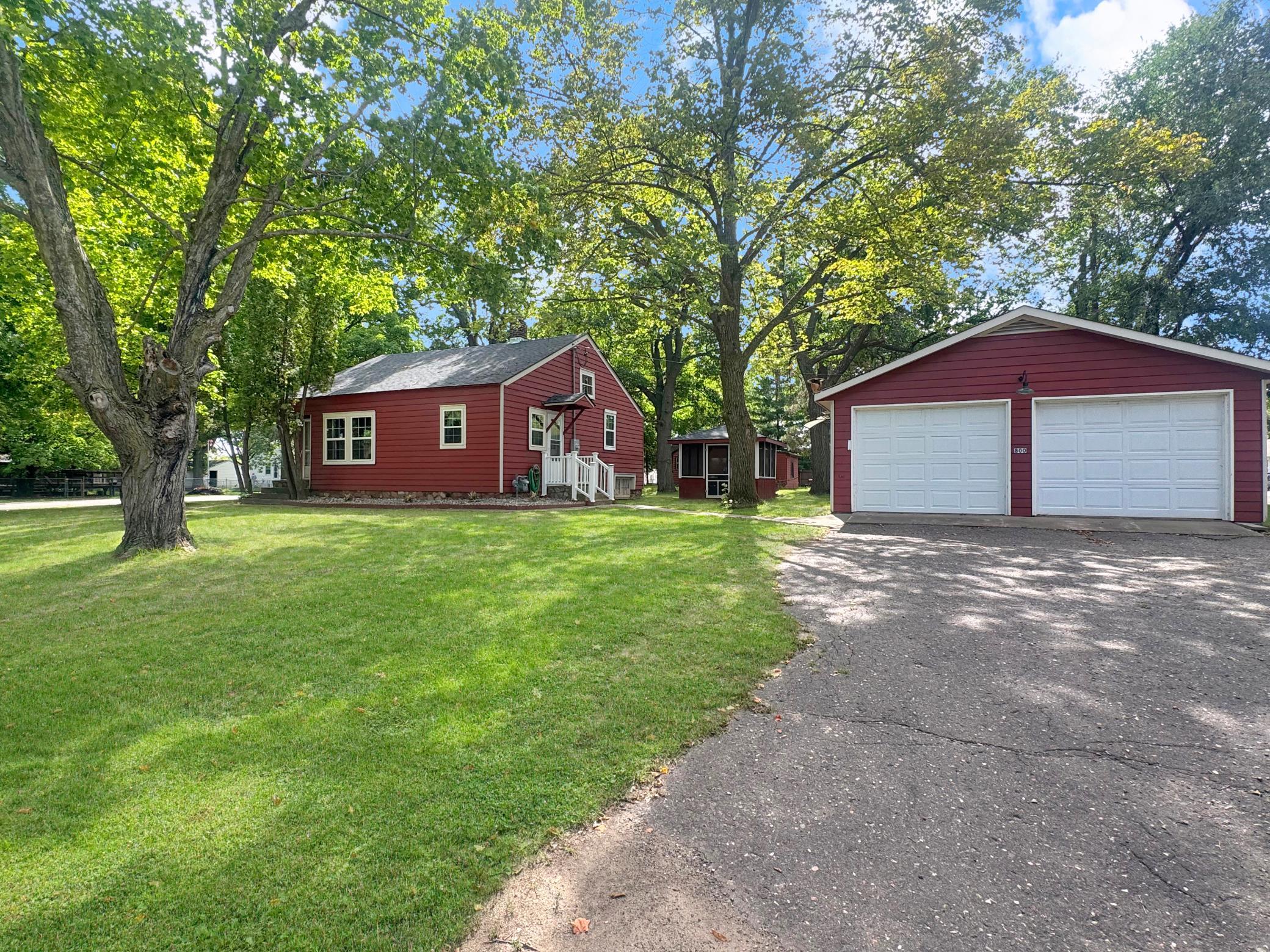 Photo 2 of Single family home for sale at 800 6th Street, Ironton, MN 56455 | MLS# 7141072 | Listing updated on 2026-09-24