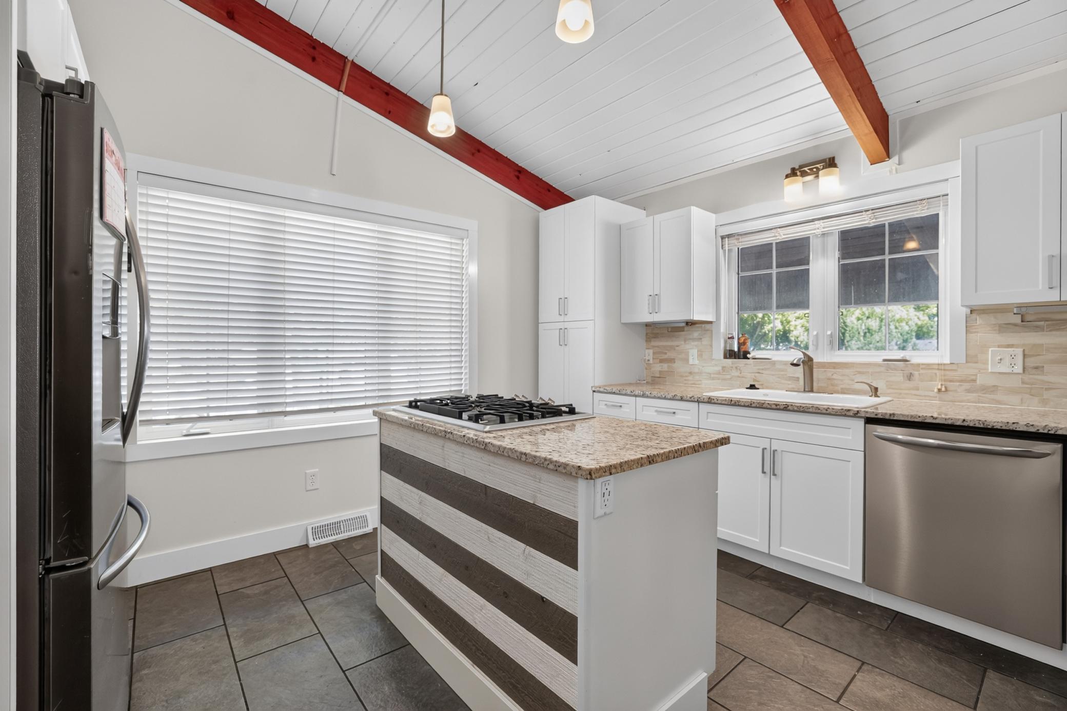 Photo 4 of Single family home for sale at 2360 15th Avenue NW, Rochester, MN 55901 | MLS# 7142077 | Listing updated on 2026-09-21