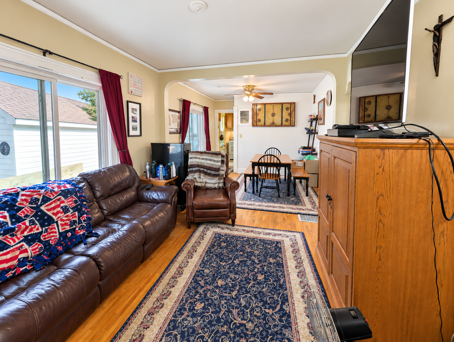 Photo 2 of Single family home for sale at 2082 Manitou Ave, Saint Paul, MN 55119 | MLS# 7142852 | Listing updated on 2026-10-09