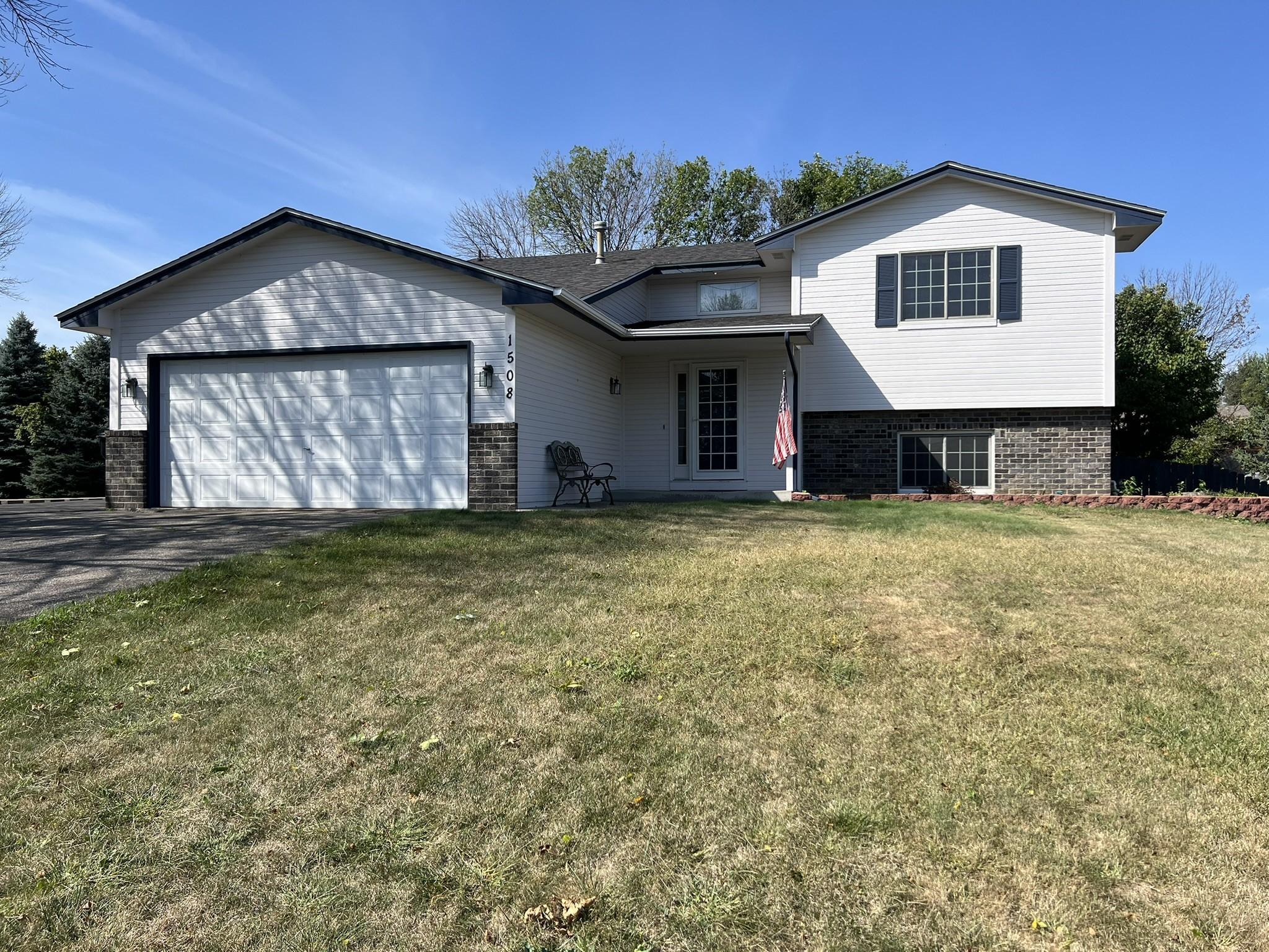 Photo 1 of Single family home for sale at 1508 Thistle Ln, Shakopee, MN 55379 | MLS# 7142982 | Listing updated on 2026-09-21